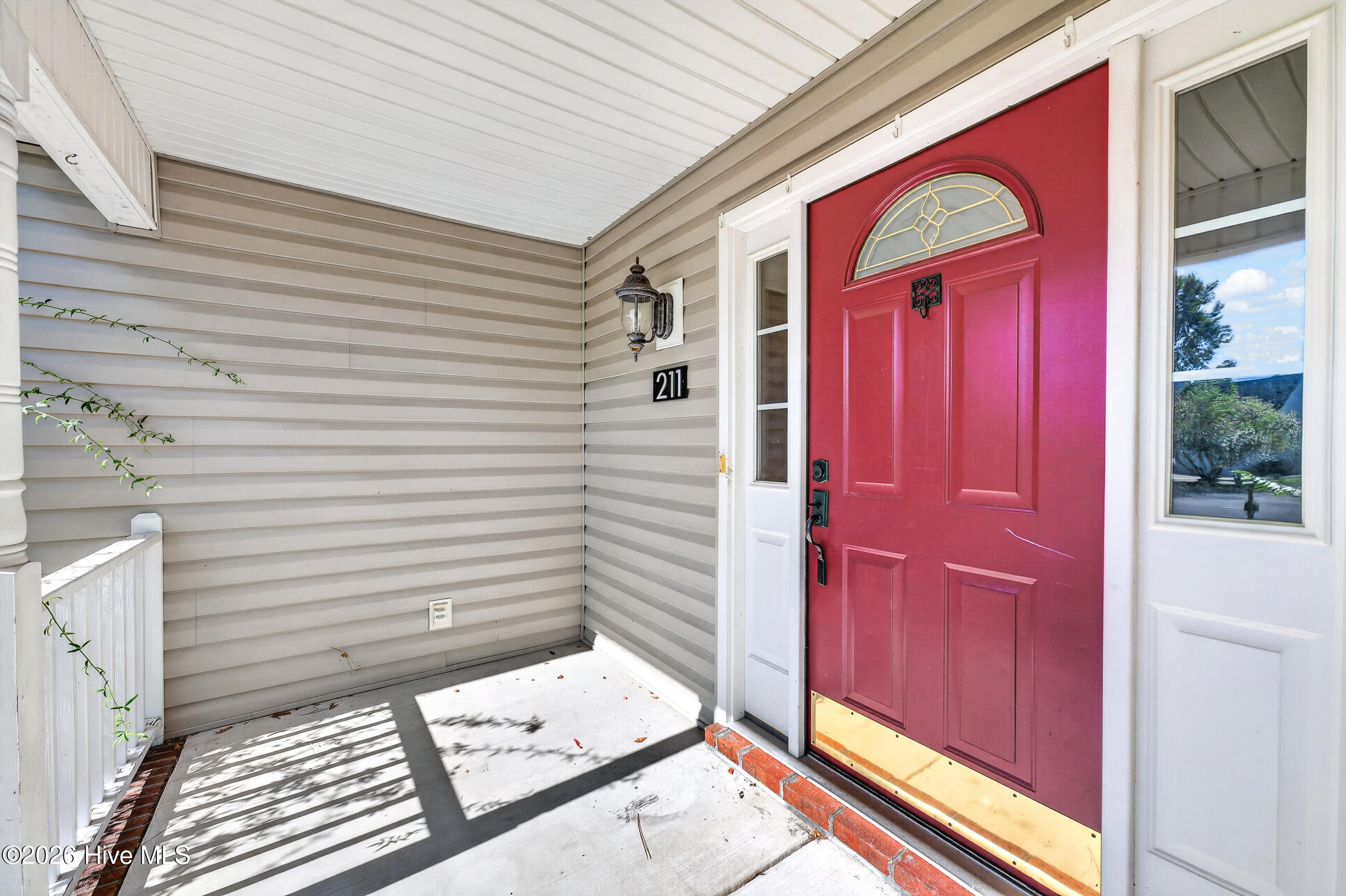 211 Bishopsgate Property Photo 5