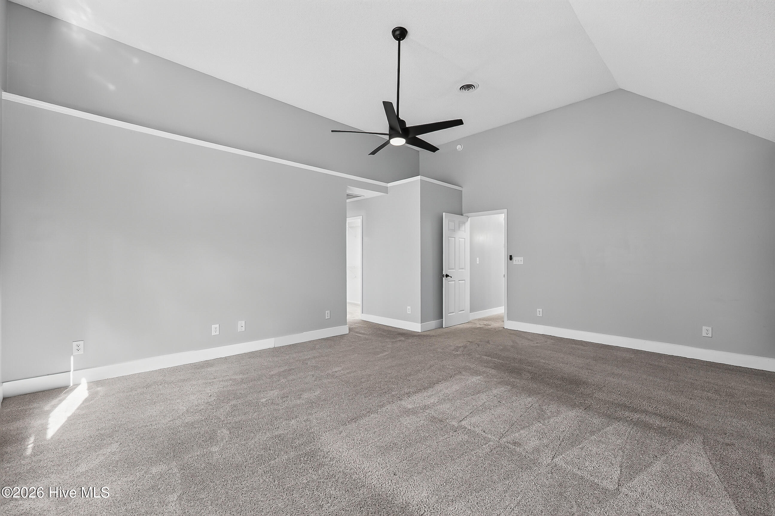 211 Bishopsgate Property Photo 25