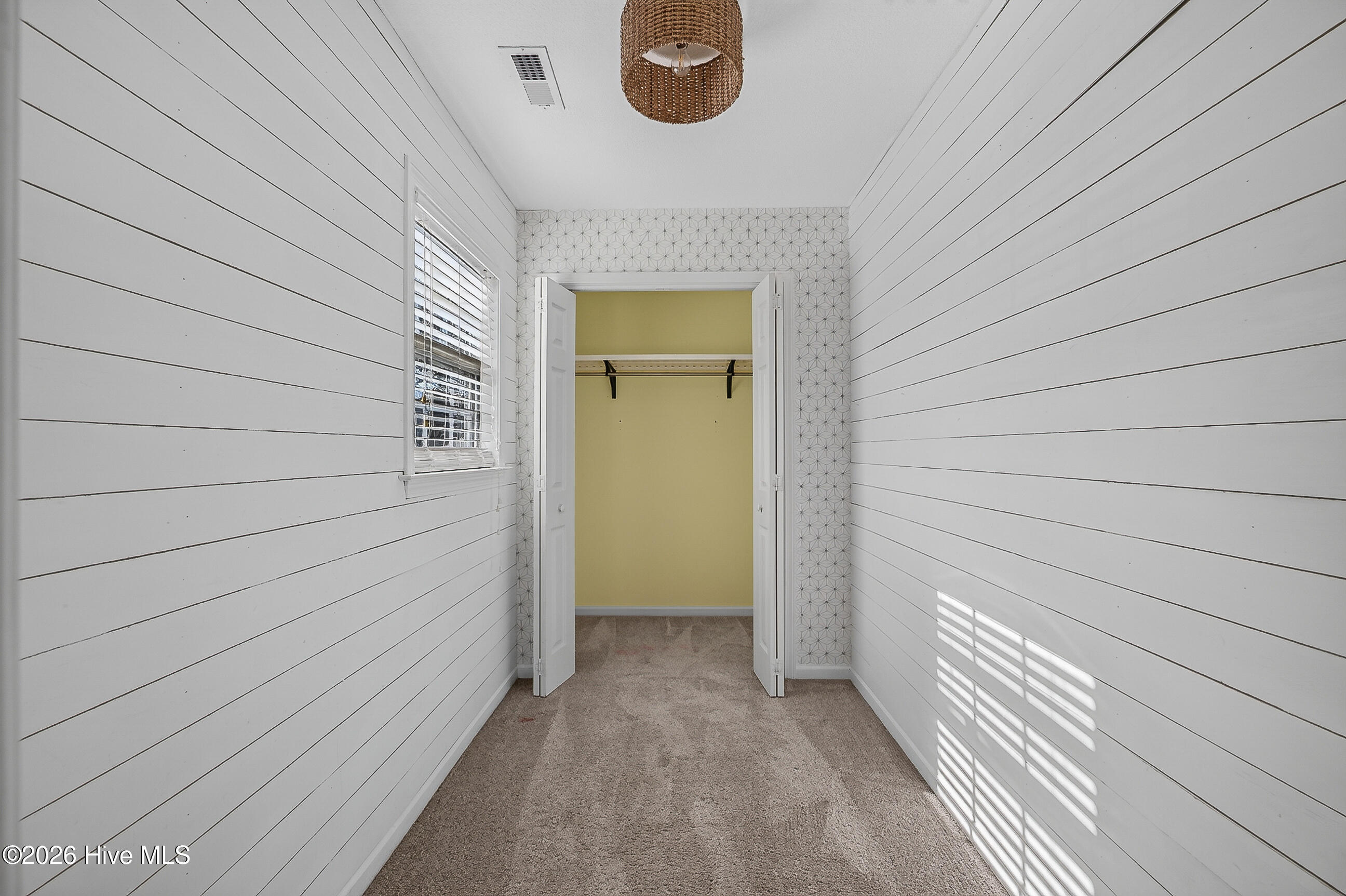 211 Bishopsgate Property Photo 33