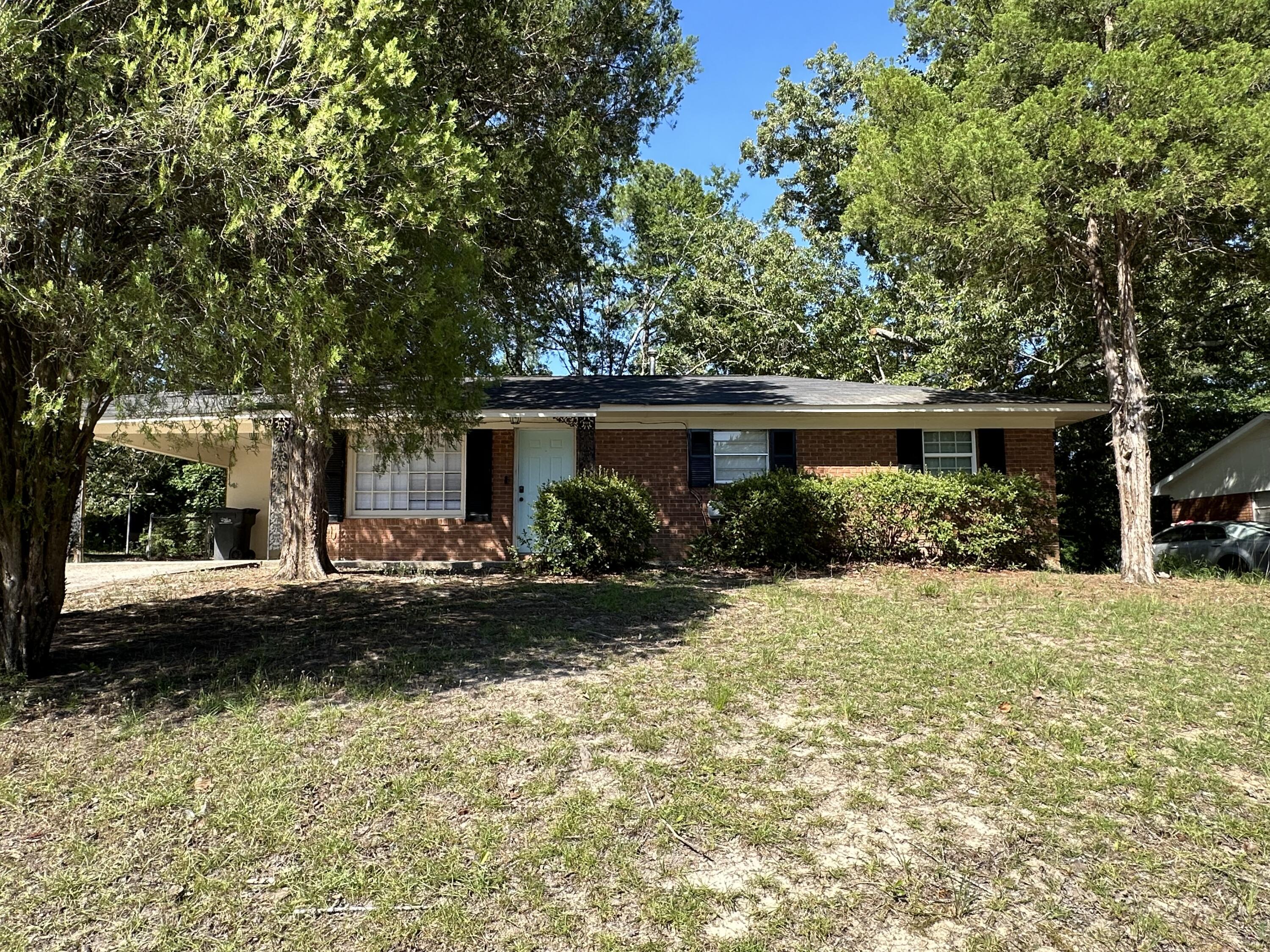 2492 Dublin Drive Property Photo 1