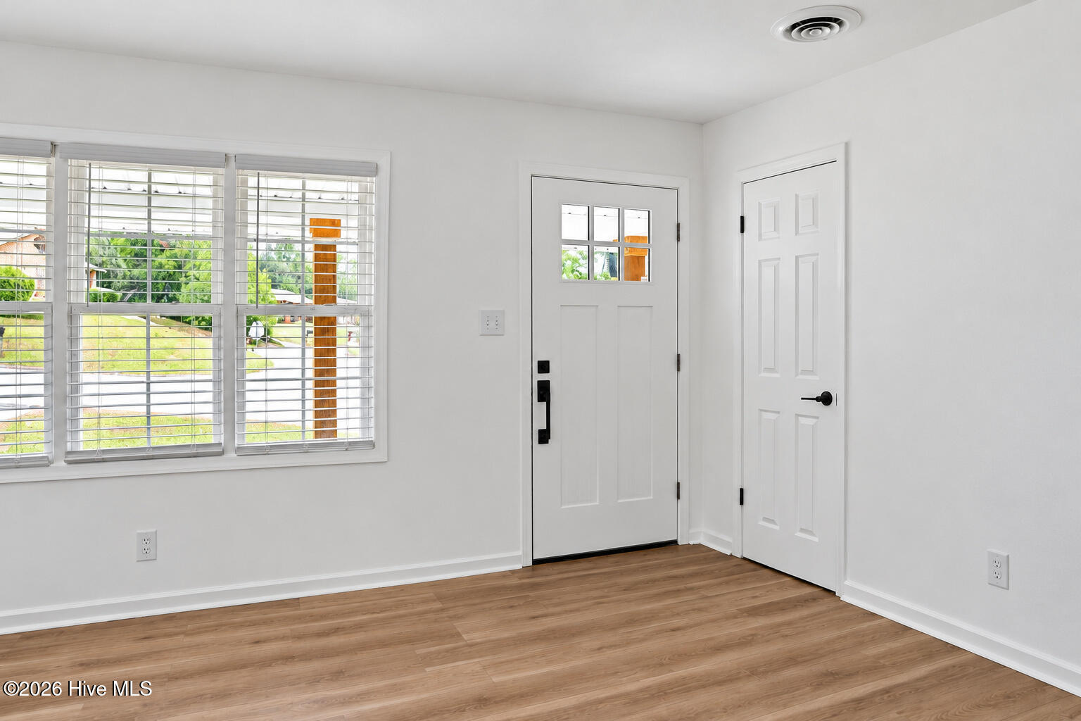 217 Belair Road Property Photo 8