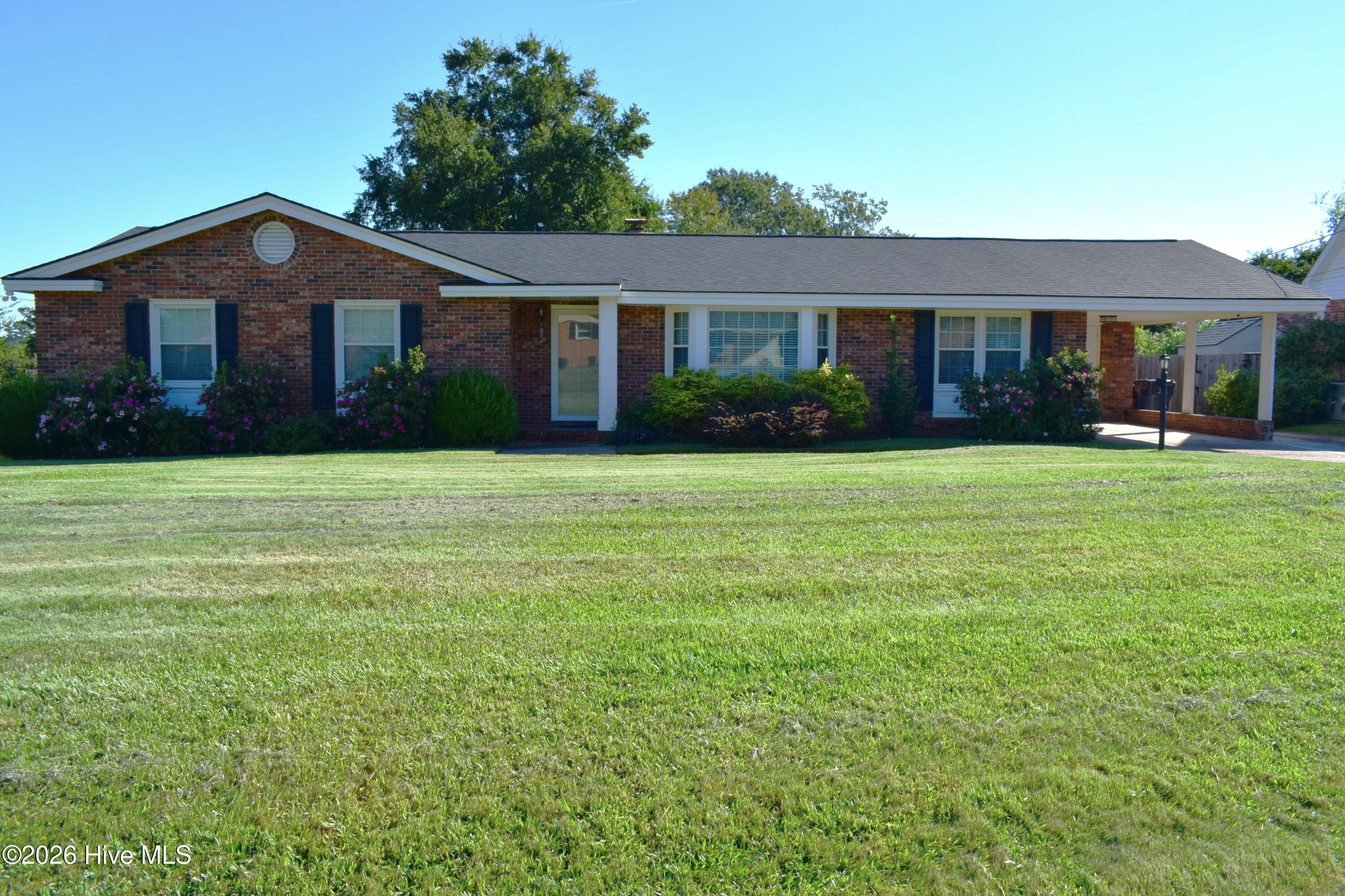 2709 Smith Creek Road Property Photo 3