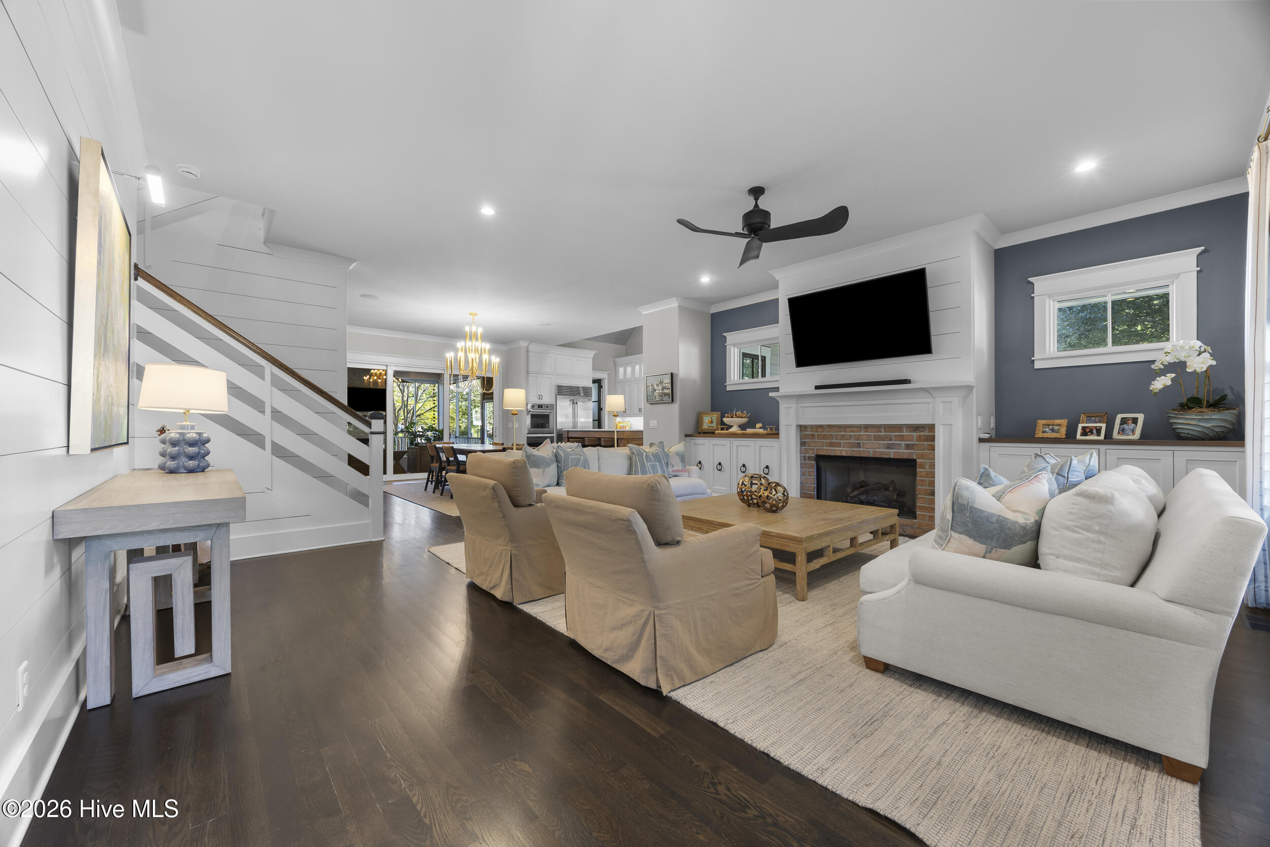 5304 Hanahan Drive Property Photo 11