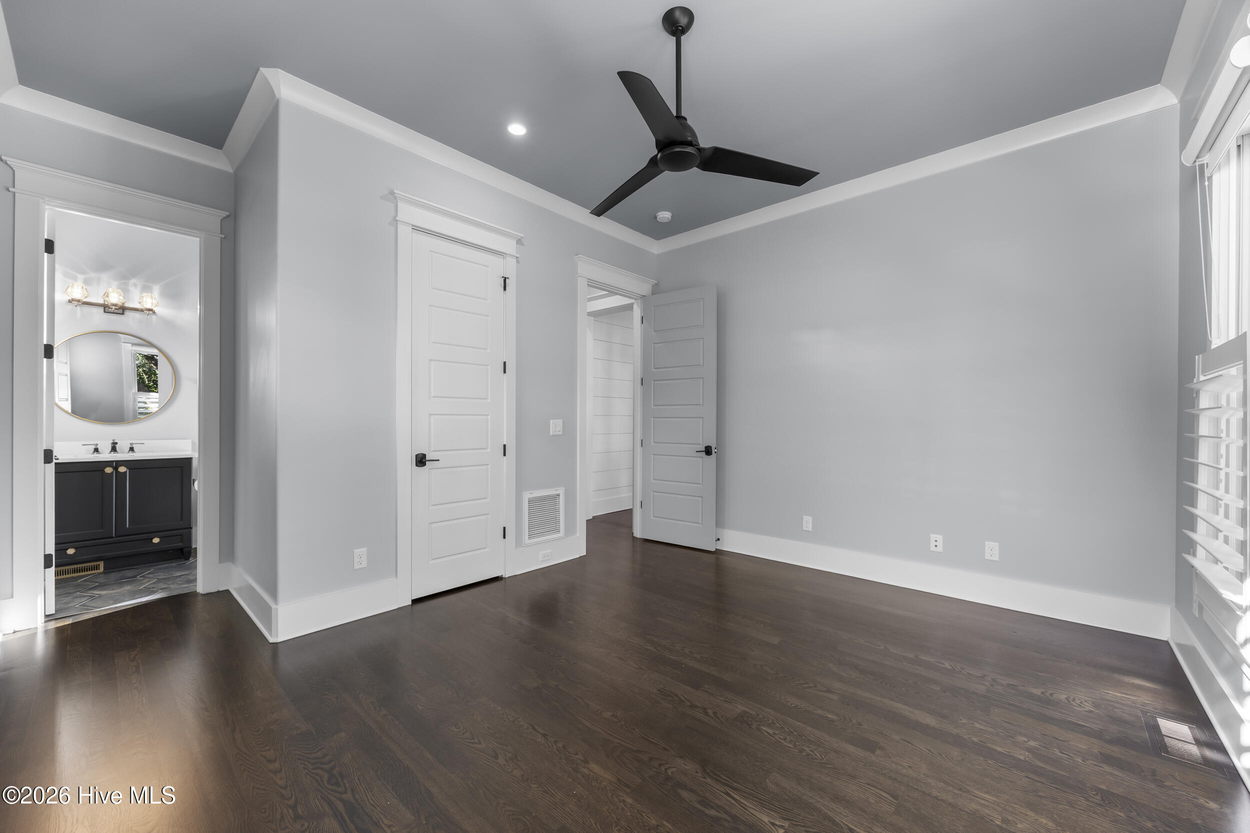 5304 Hanahan Drive Property Photo 54
