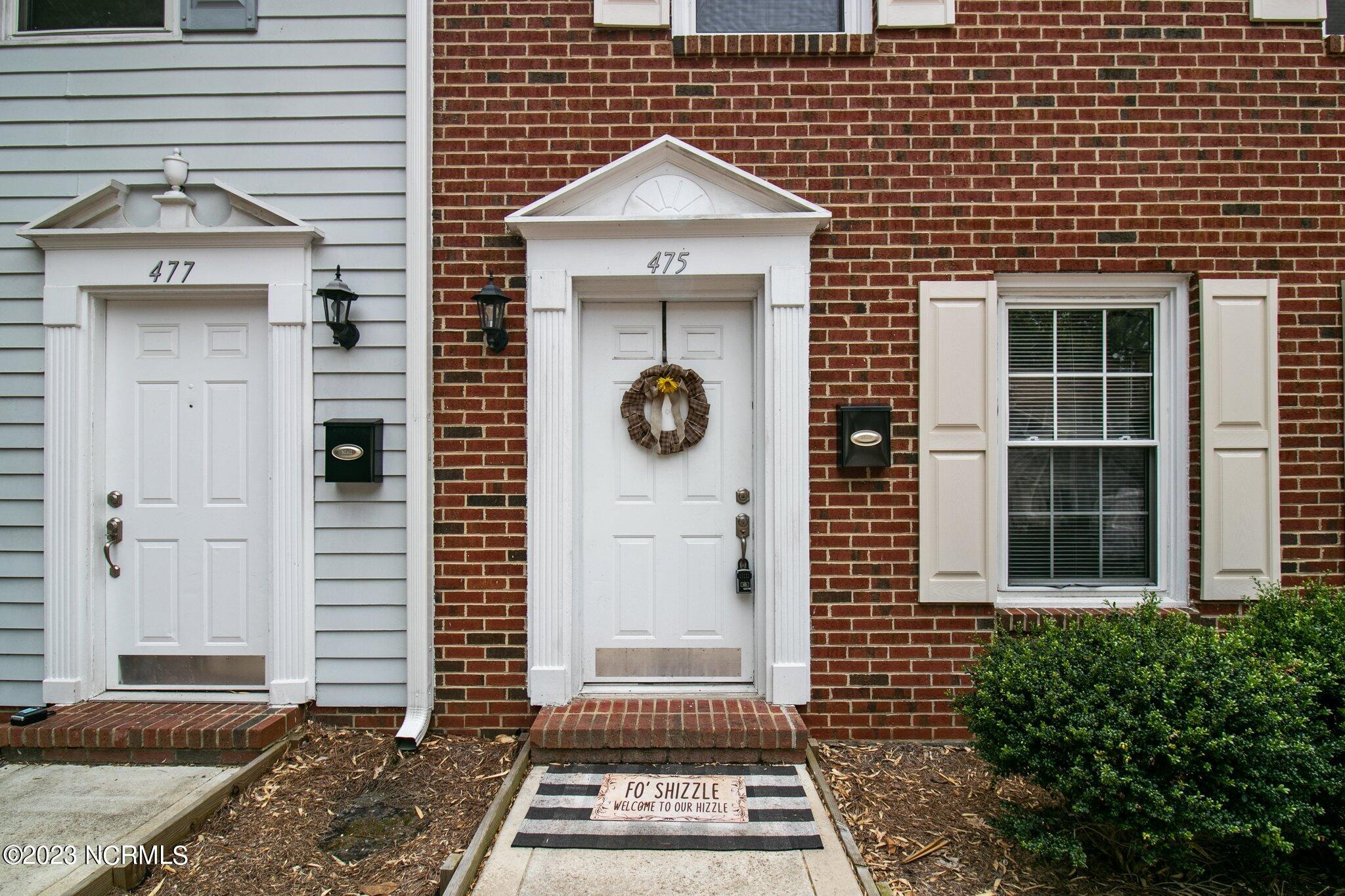 475 N Ashe Street Property Photo 3