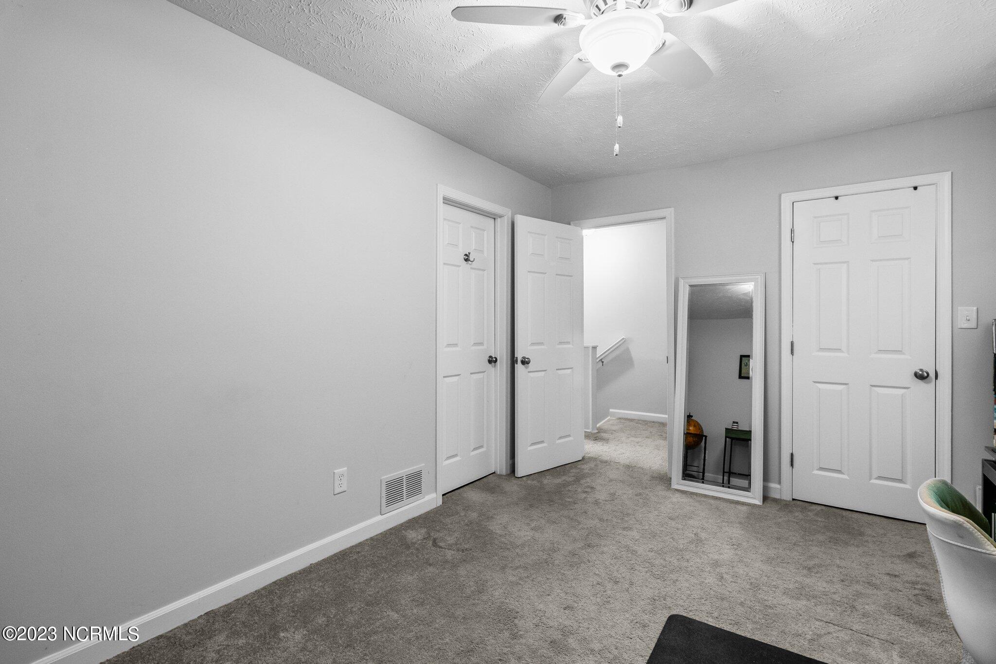 475 N Ashe Street Property Photo 18