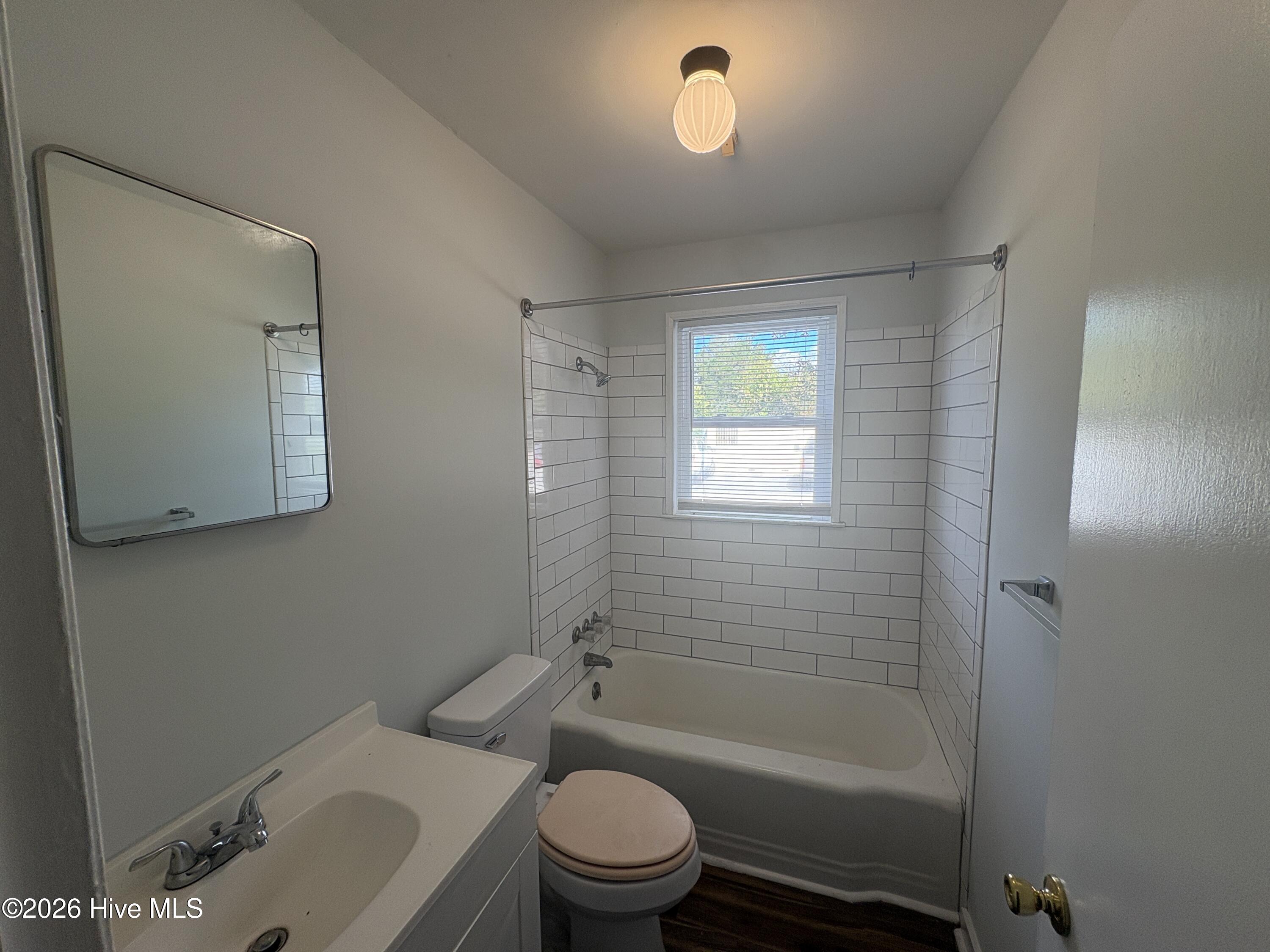 833 Kennedy Avenue Property Photo 7