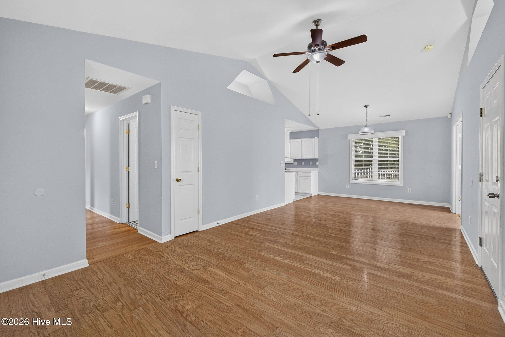 102 Tealbriar Street Property Photo 8