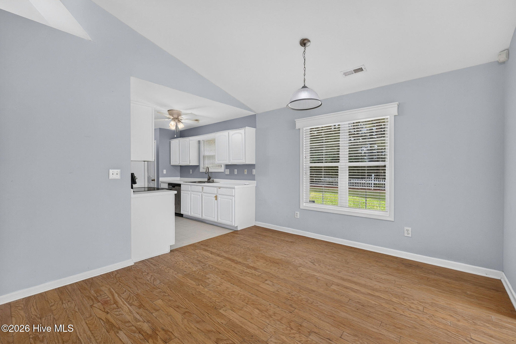 102 Tealbriar Street Property Photo 13