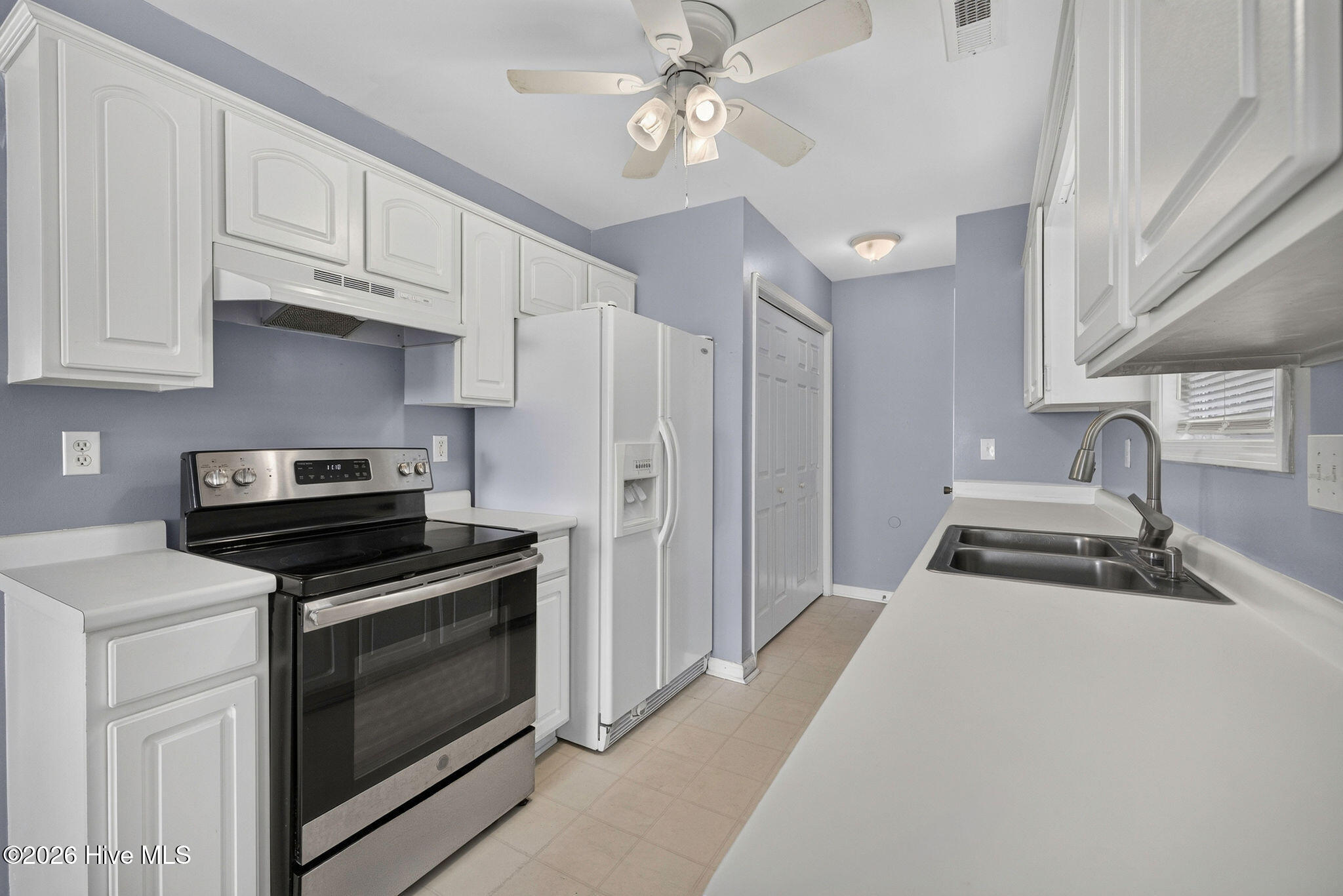 102 Tealbriar Street Property Photo 17