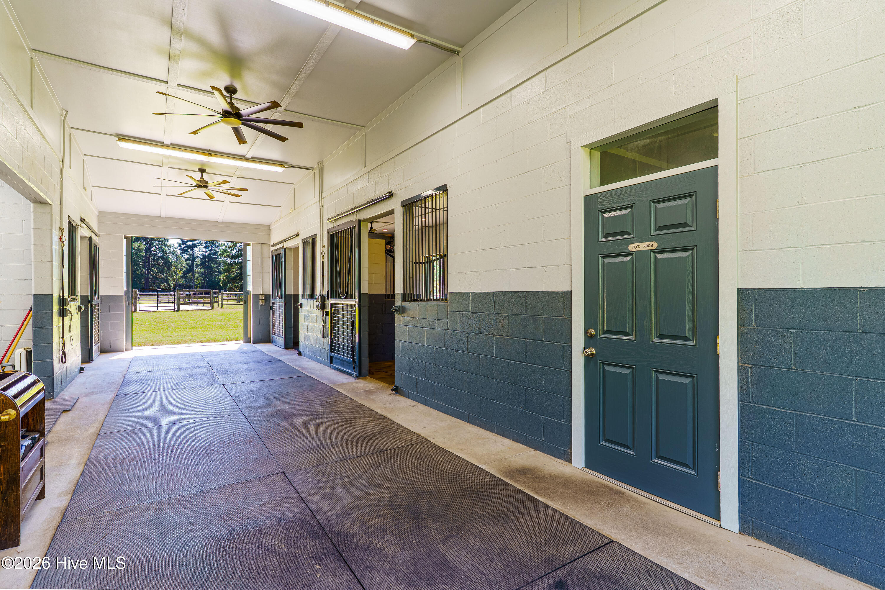 141 Pine Barrens Court Property Photo 42