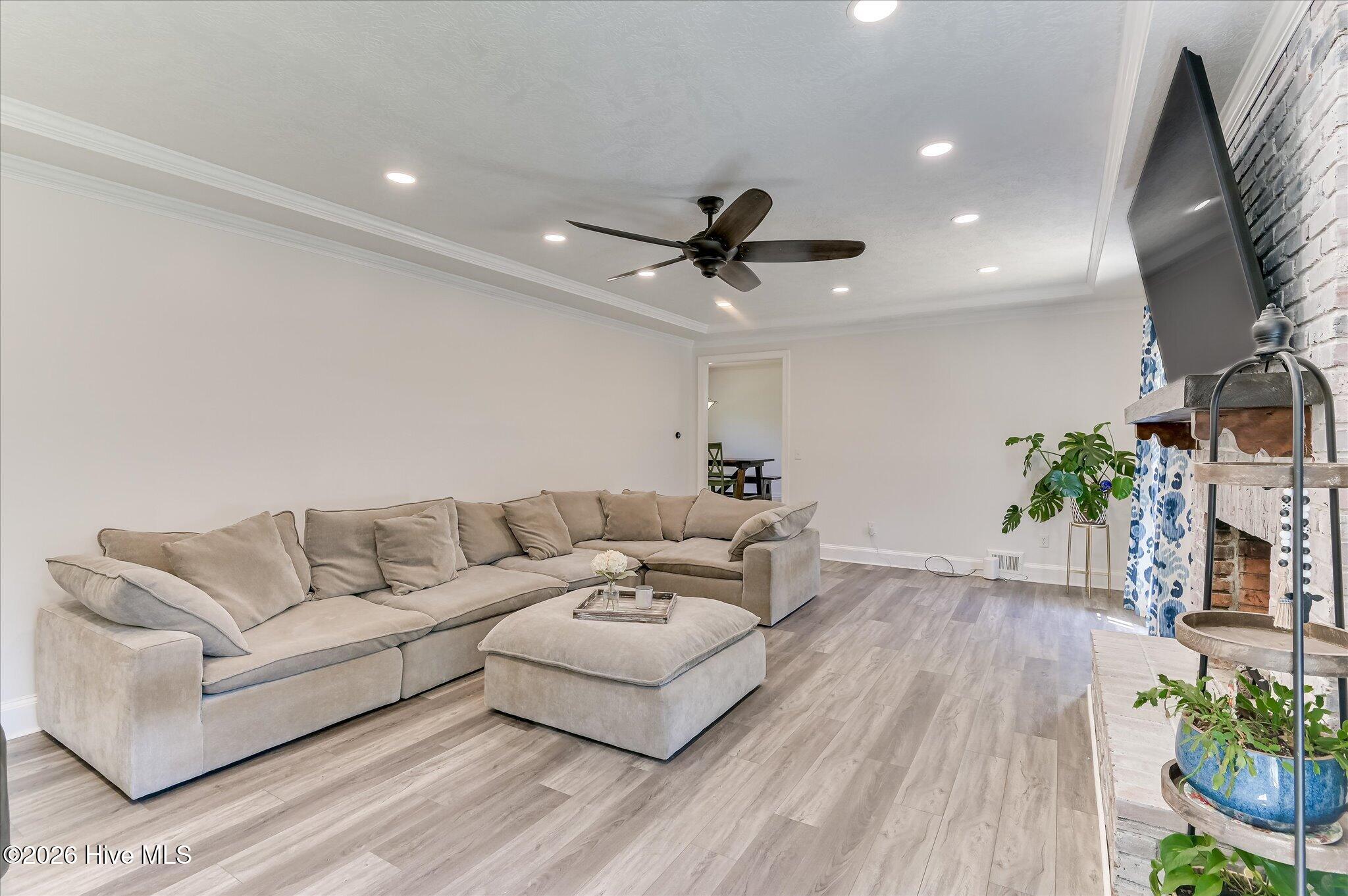 2583 Scotts Ferry Road Property Photo 8