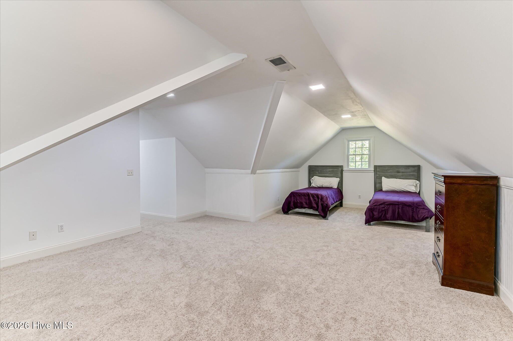 2583 Scotts Ferry Road Property Photo 26