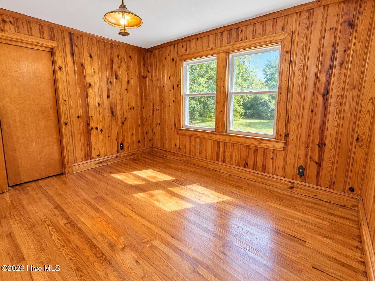 2411 Slay Drive Property Photo 11