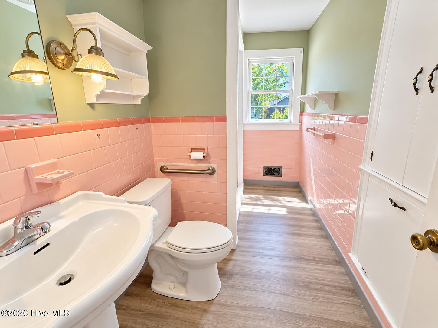 2411 Slay Drive Property Photo 15