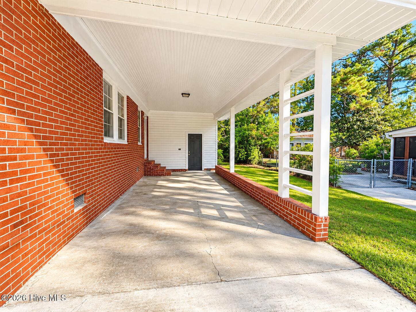 2411 Slay Drive Property Photo 21