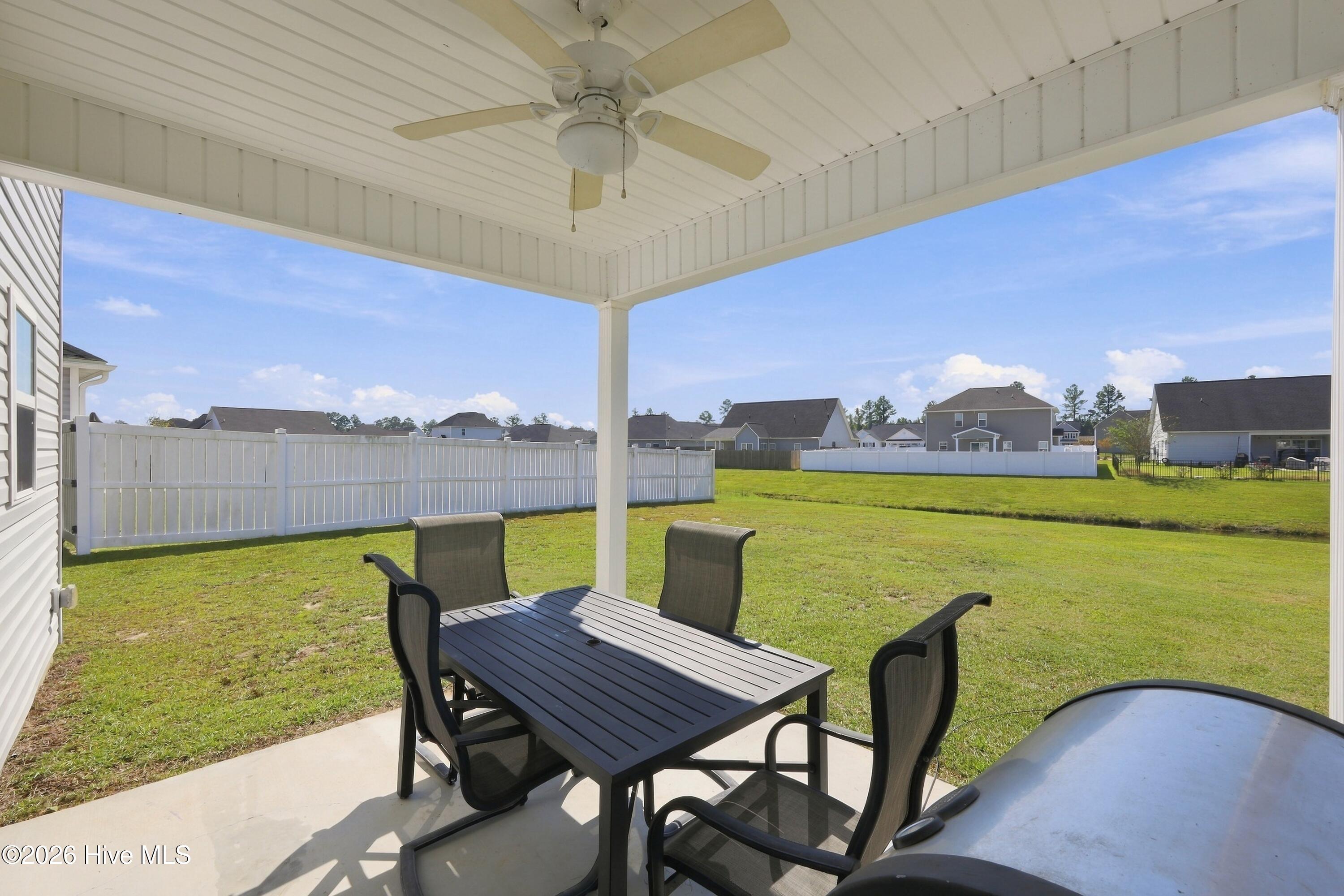 1011 Sailfish Street Property Photo 5
