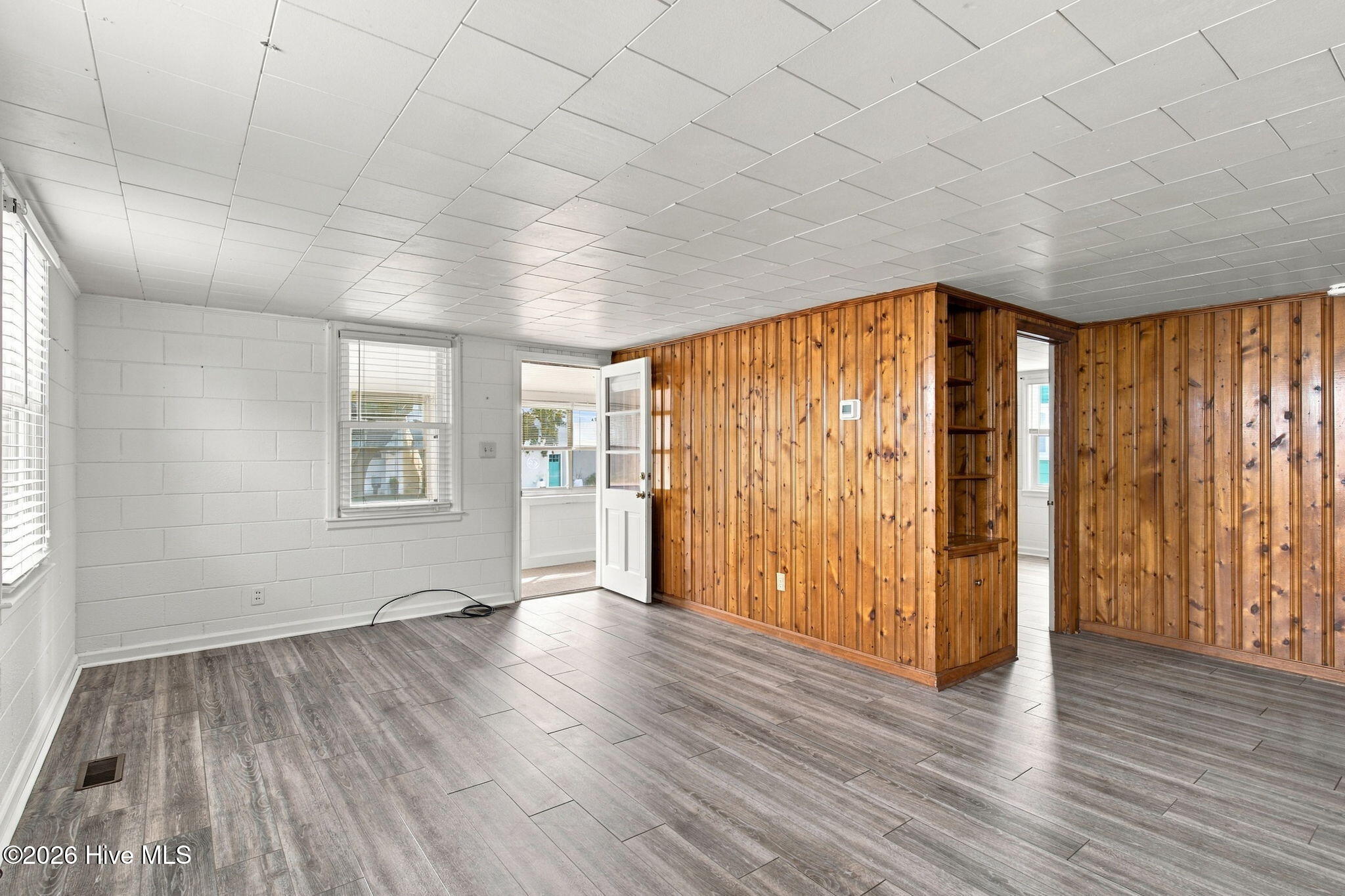 202 S Fourth Avenue Property Photo 19