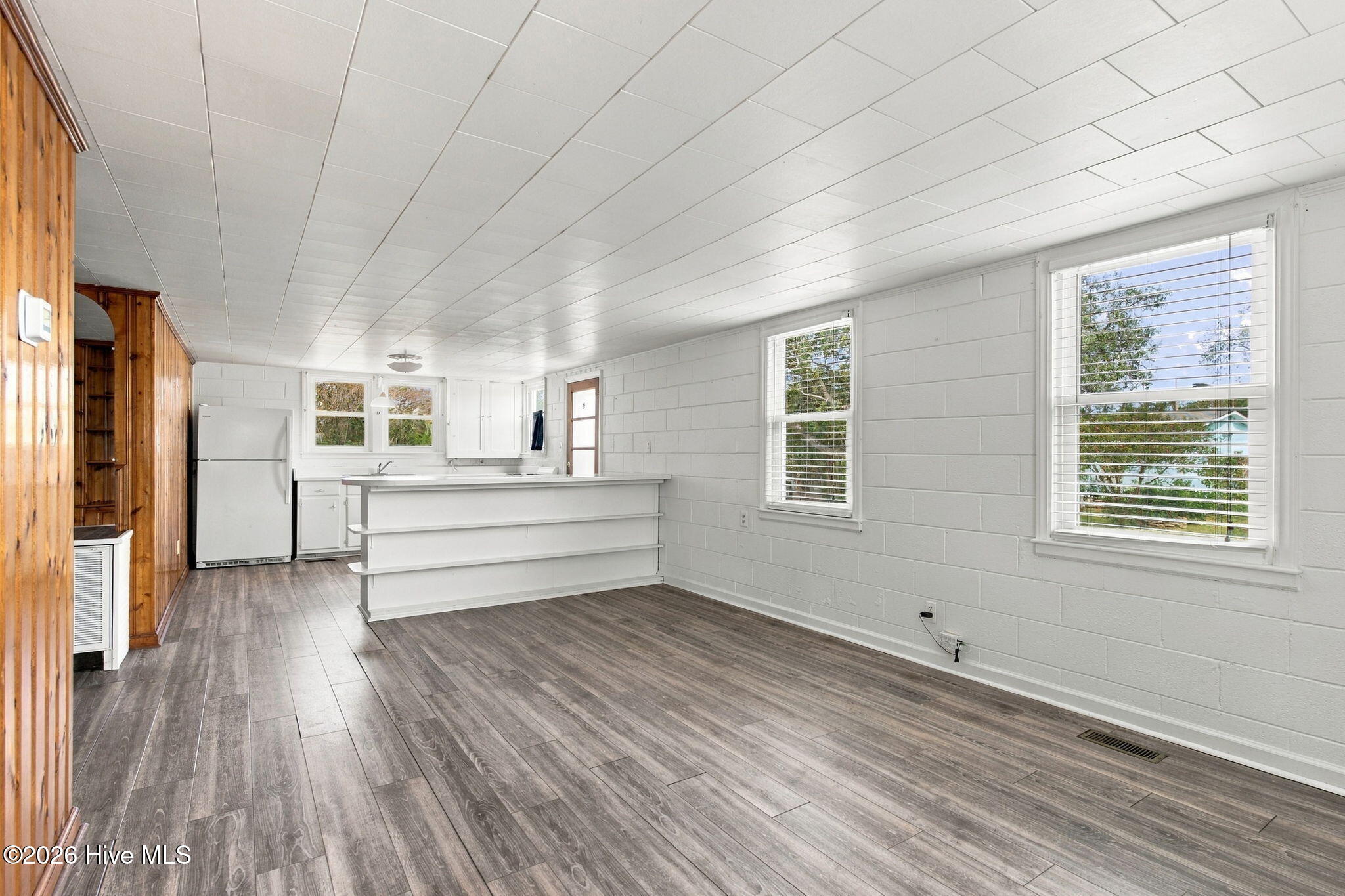 202 S Fourth Avenue Property Photo 24