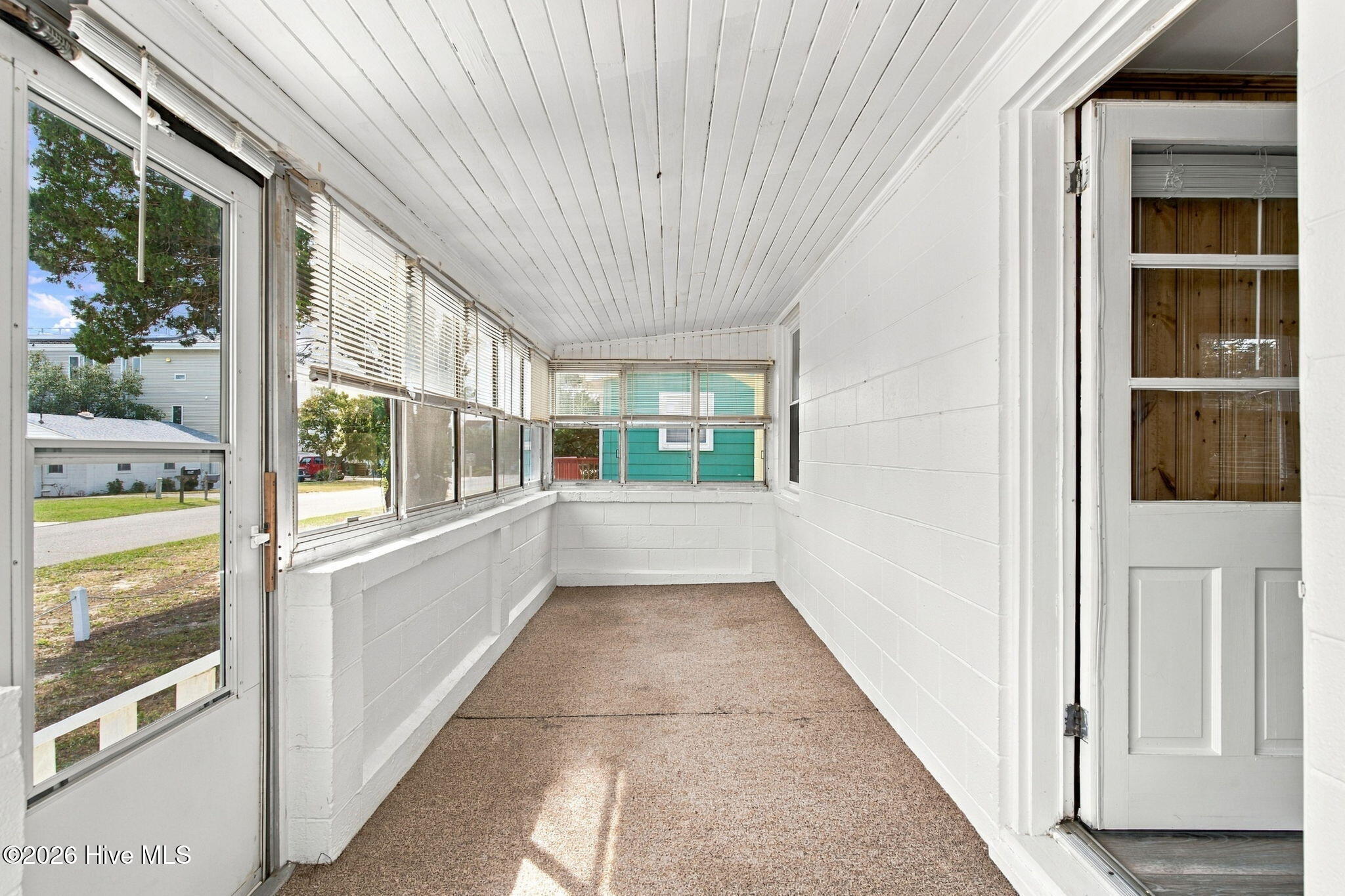 202 S Fourth Avenue Property Photo 26