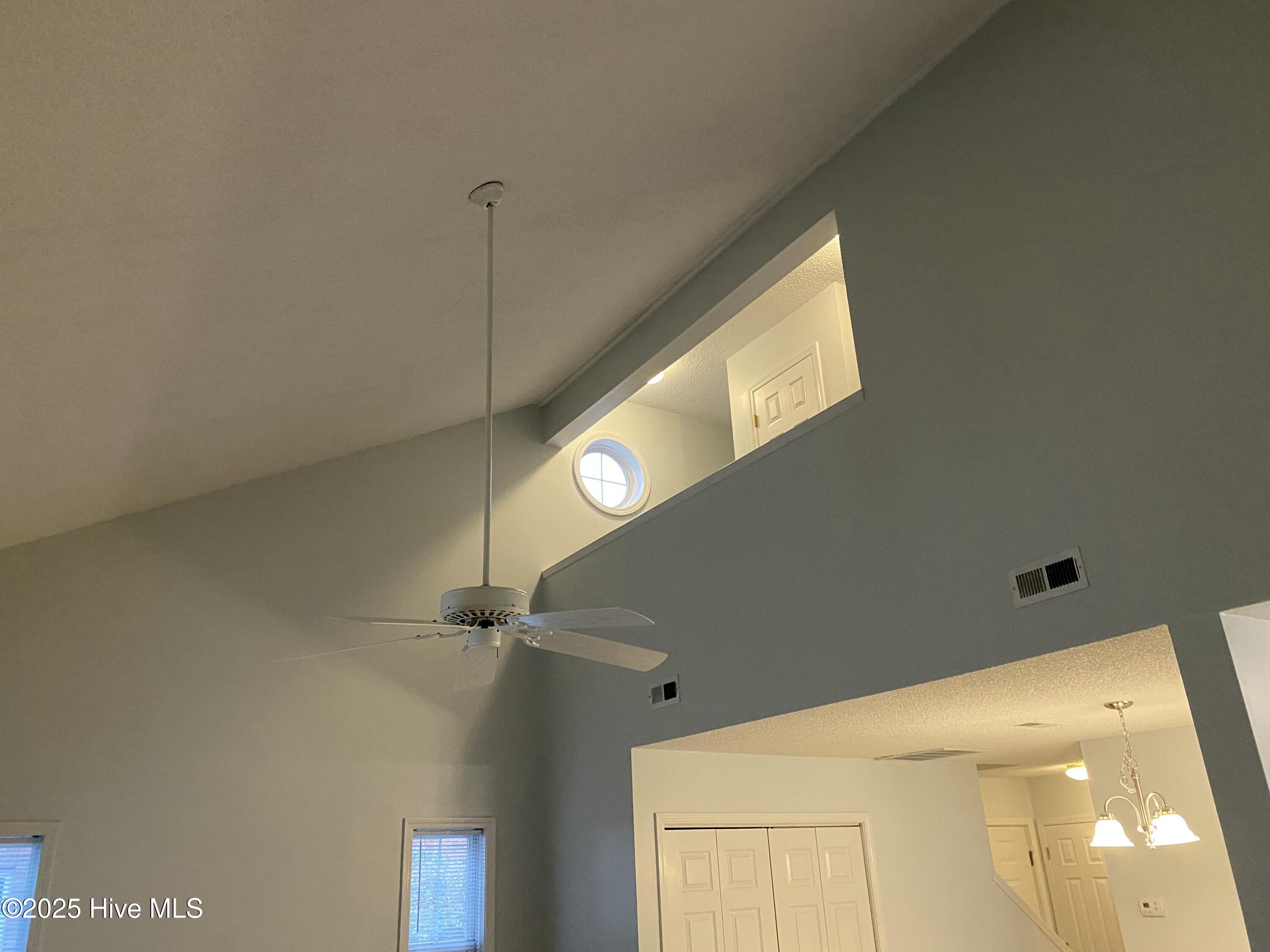 5142 Lamppost Circle Property Photo 18