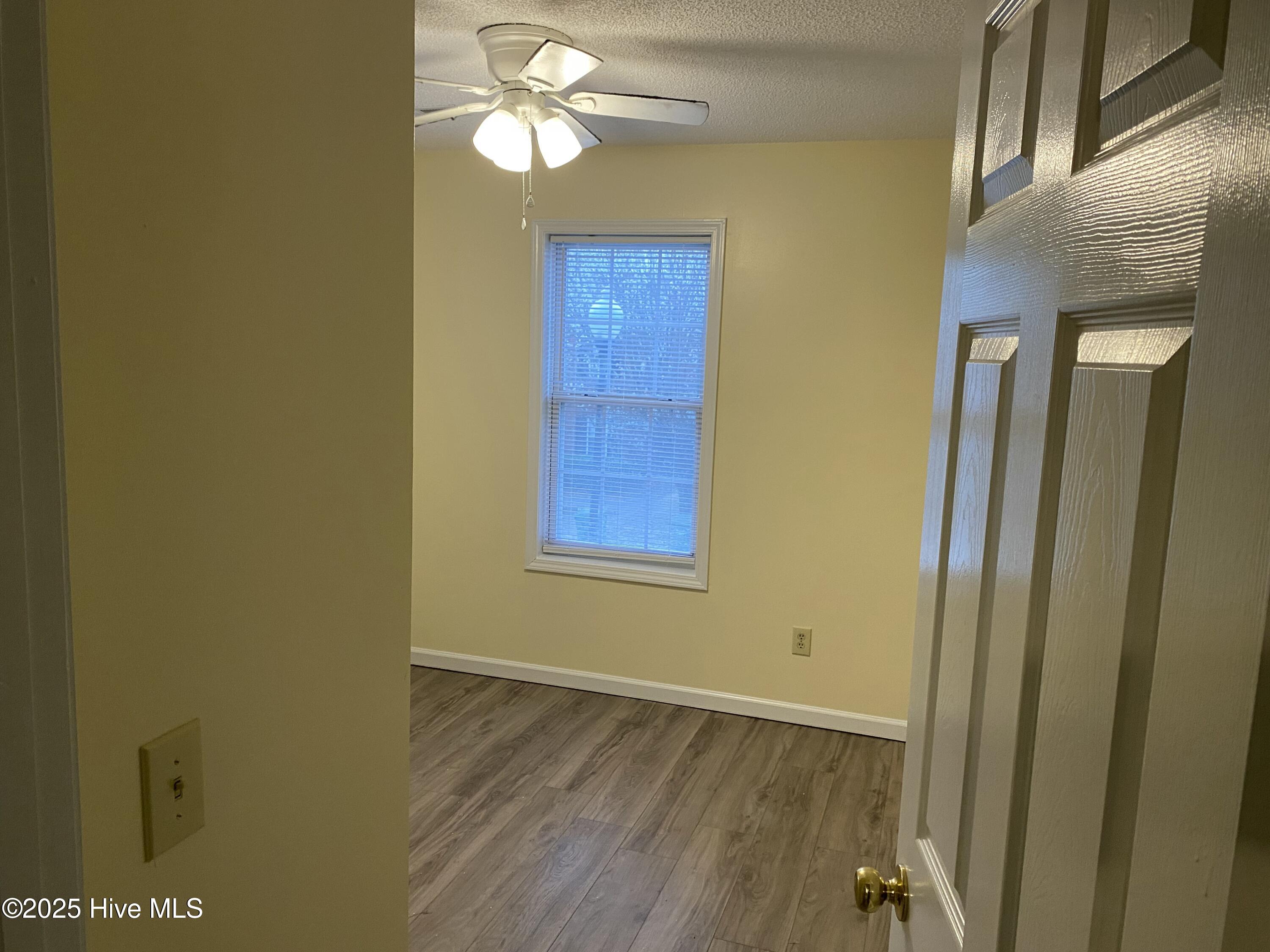 5142 Lamppost Circle Property Photo 28