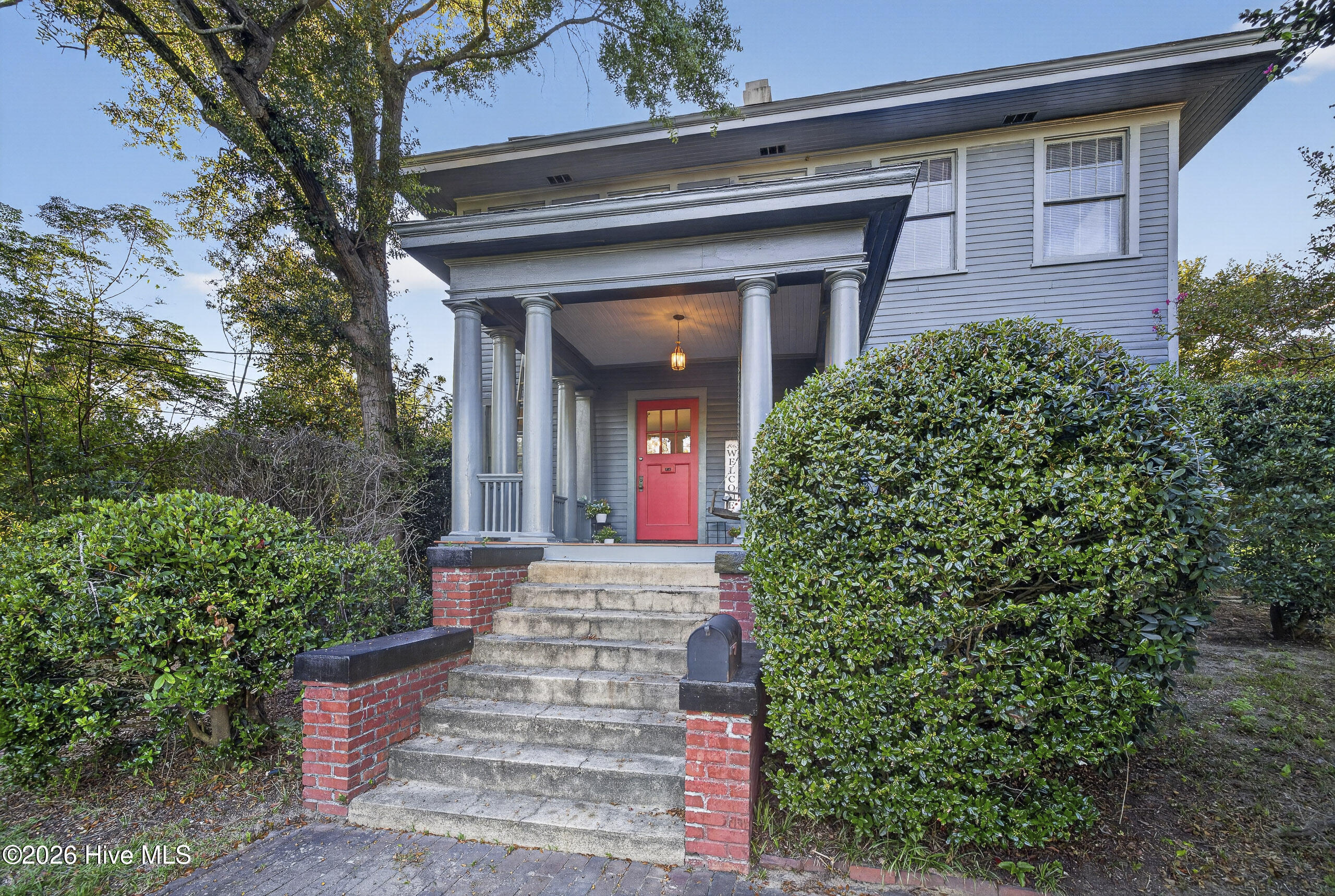 1327 Hickman Road Property Photo 1