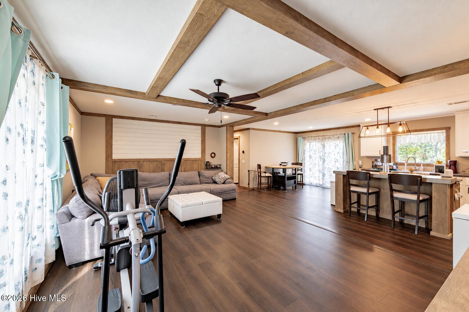 2623 Green Pond Road Property Photo 4