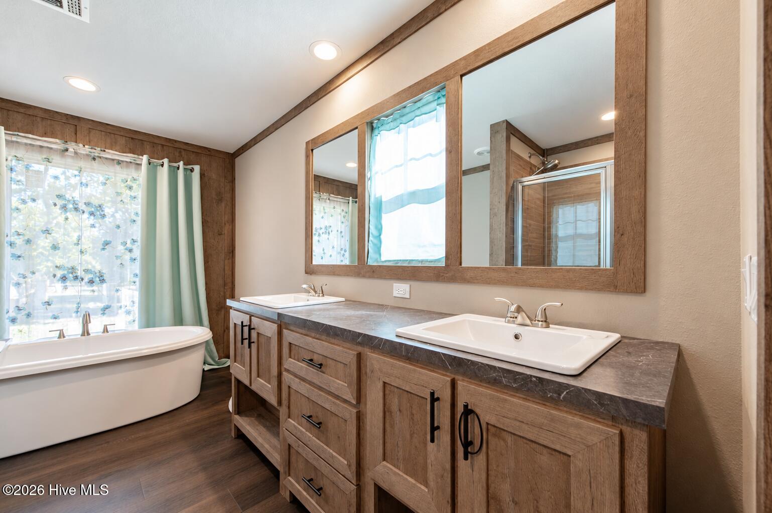 2623 Green Pond Road Property Photo 12