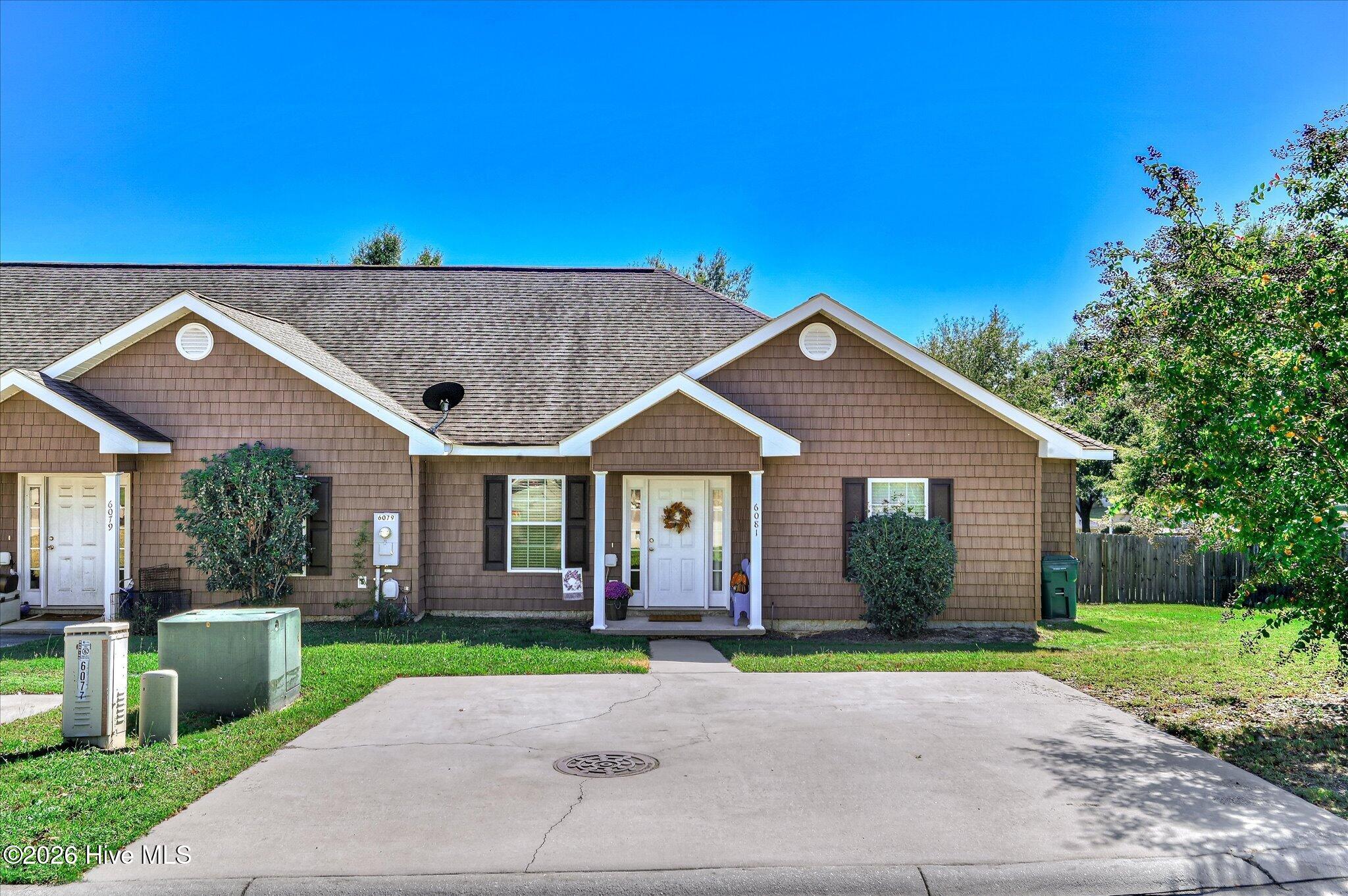 6081 Village West Lane Property Photo 1
