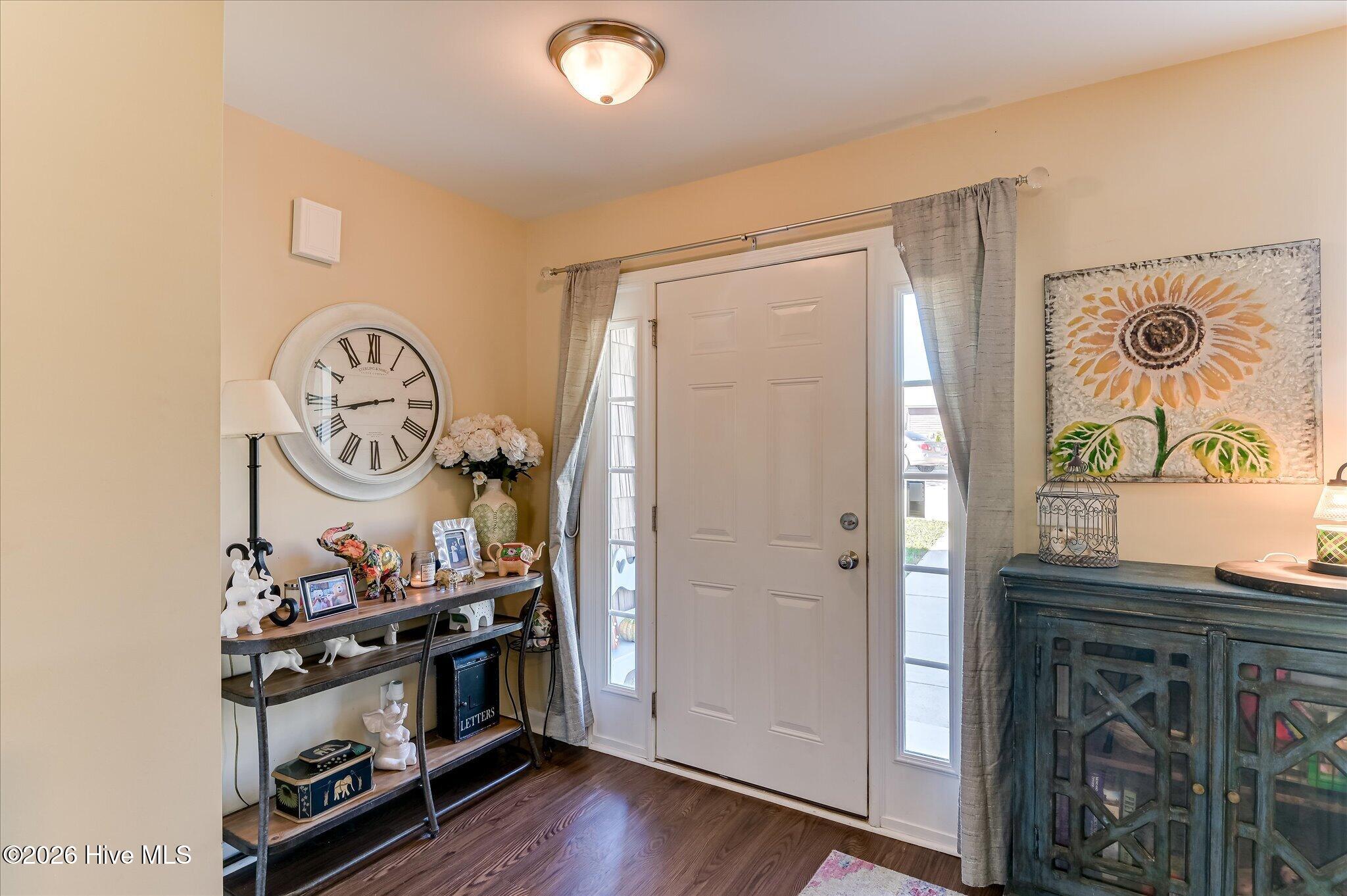 6081 Village West Lane Property Photo 4