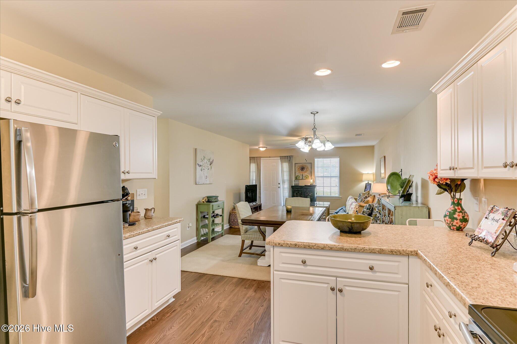 6081 Village West Lane Property Photo 15
