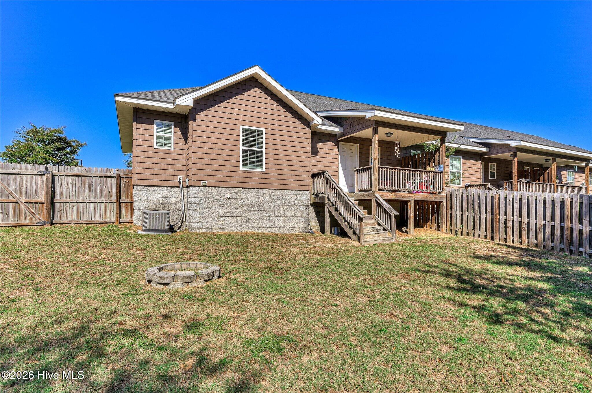 6081 Village West Lane Property Photo 28