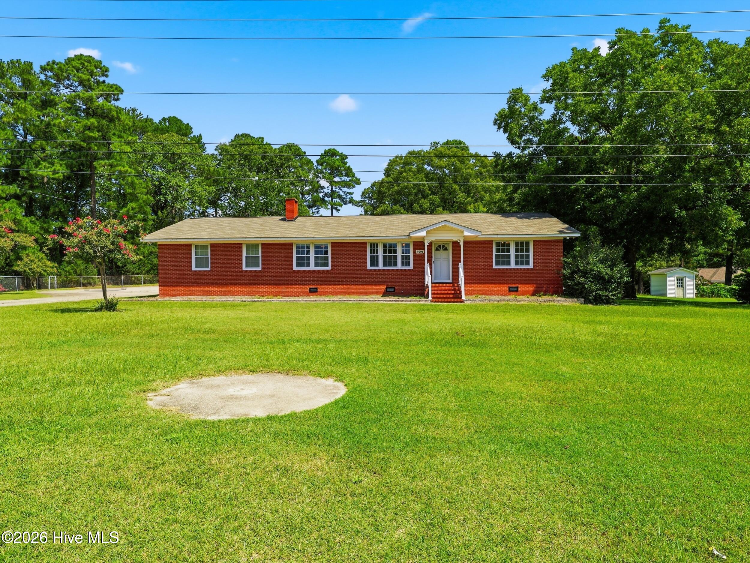 8701 White Oak Road Property Photo 2