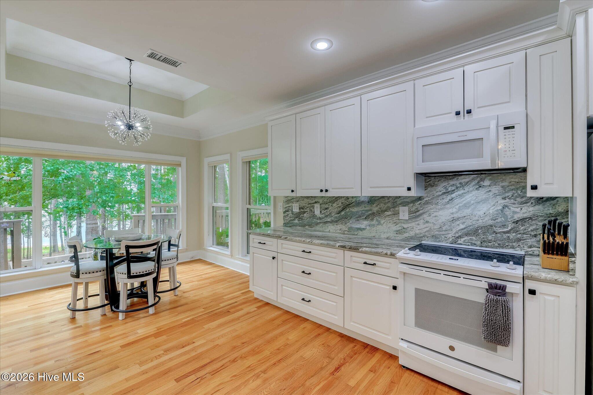 204 Chickadee Court Property Photo 13
