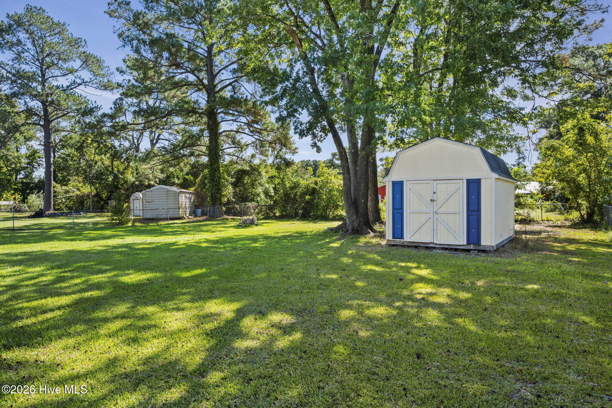 2912 Newport Circle Property Photo 4