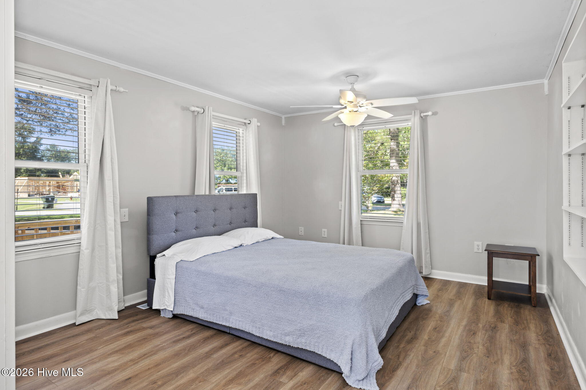 2912 Newport Circle Property Photo 16