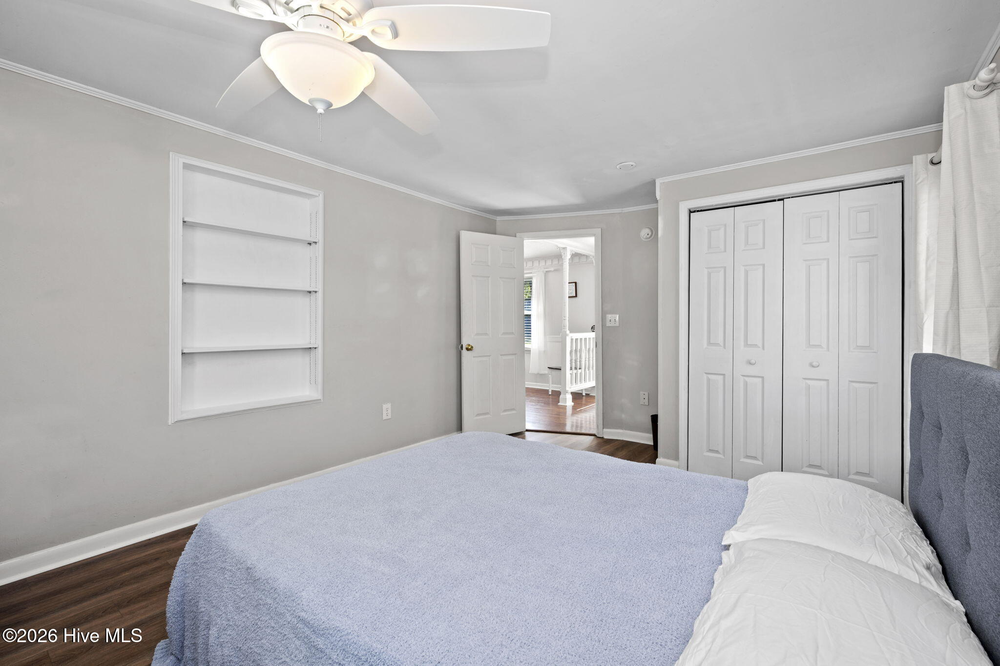 2912 Newport Circle Property Photo 17