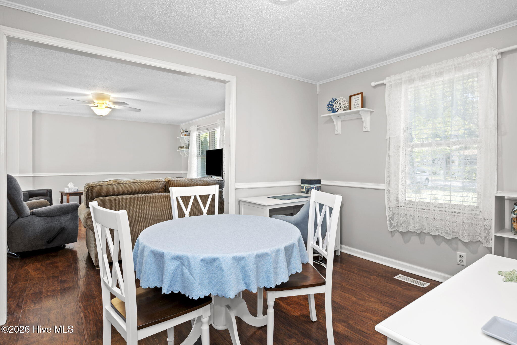 2912 Newport Circle Property Photo 19