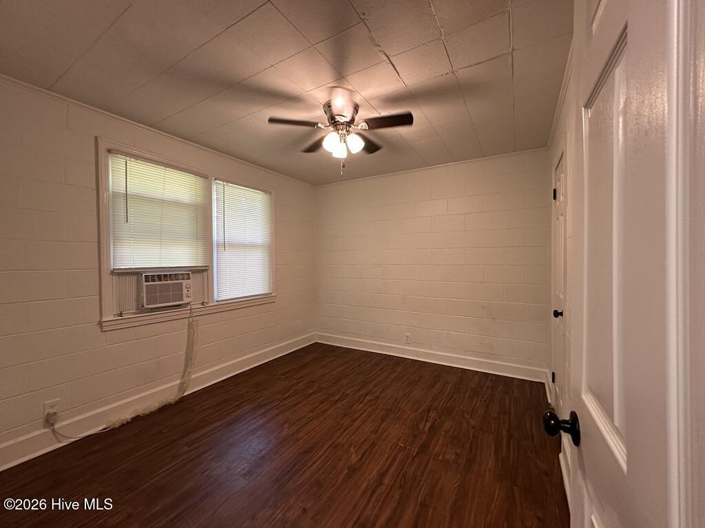 133 Preston Road B Property Photo 6