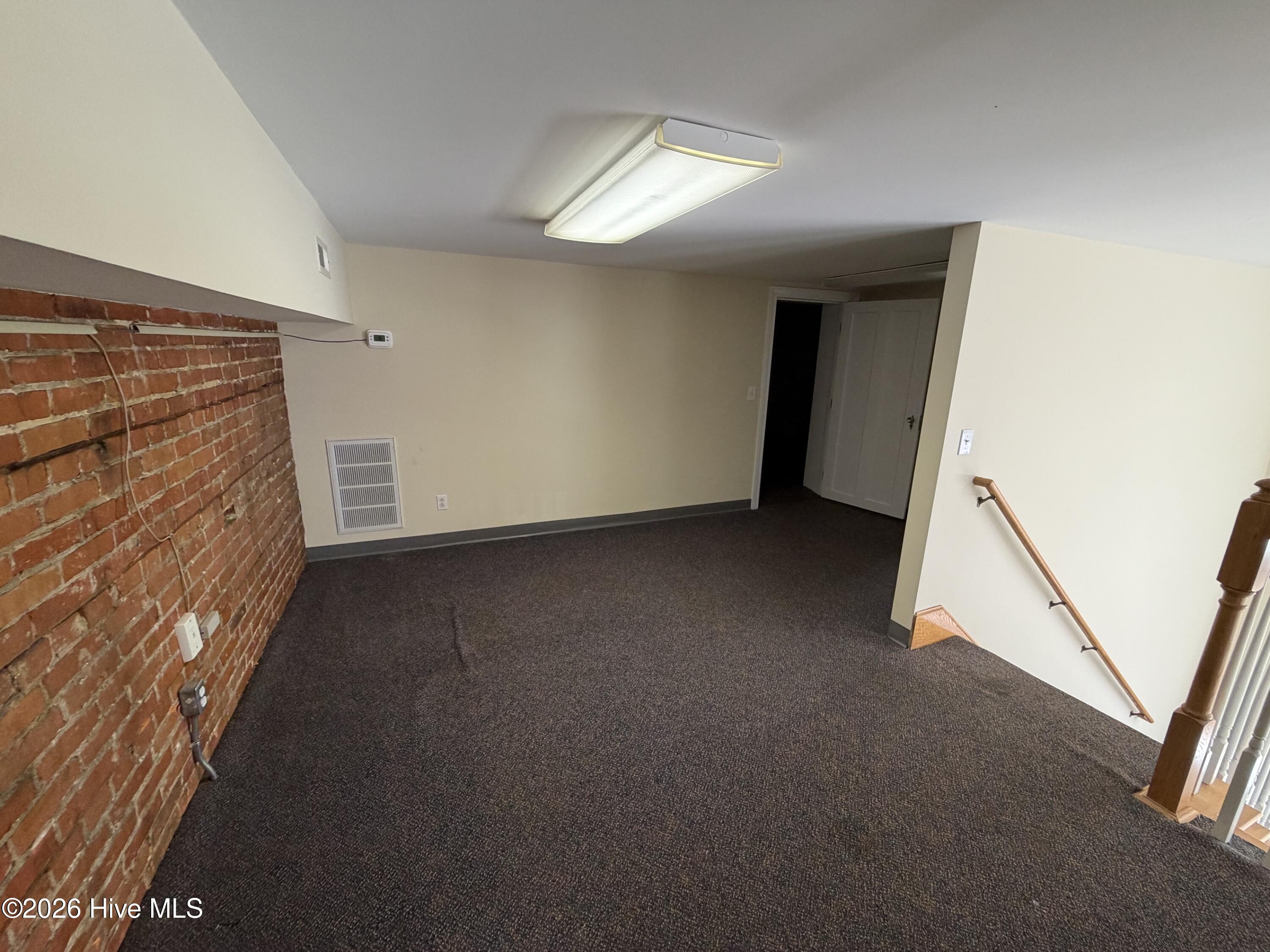 200 S Poindexter Street Property Photo 15