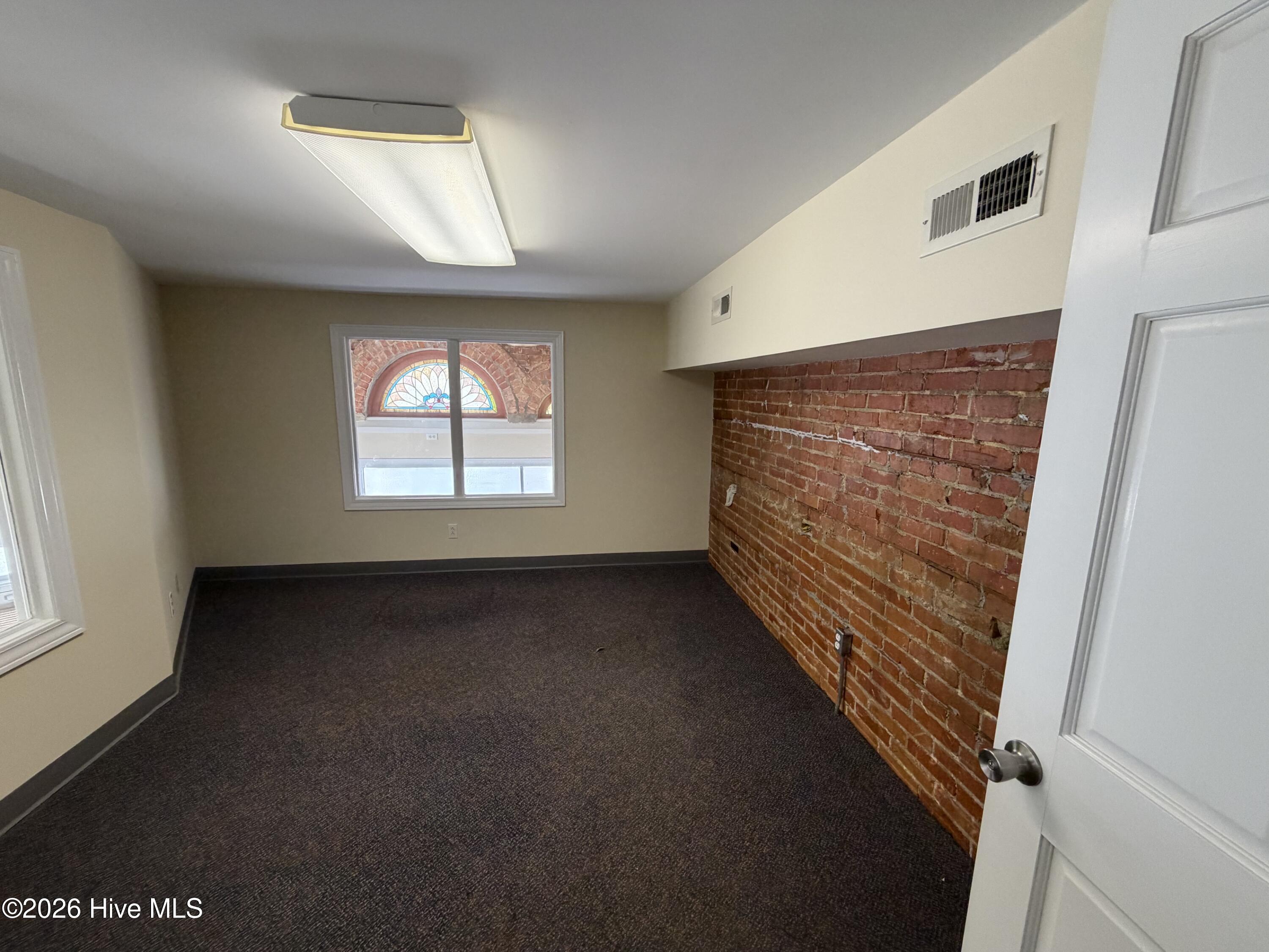 200 S Poindexter Street Property Photo 17
