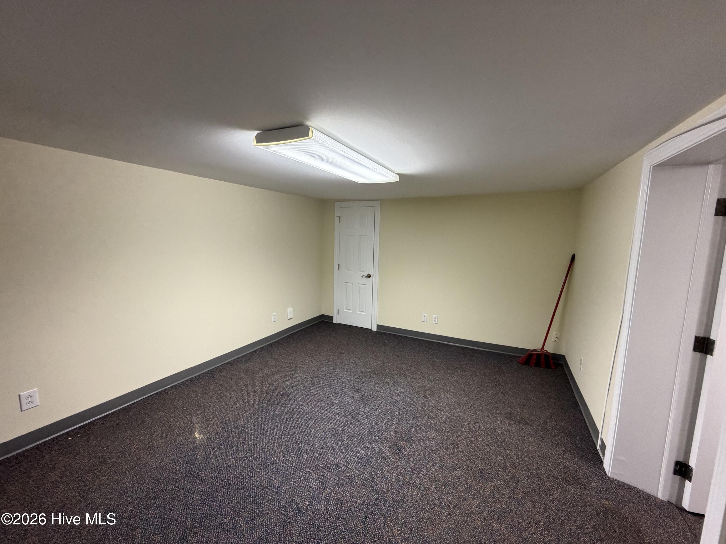 200 S Poindexter Street Property Photo 20