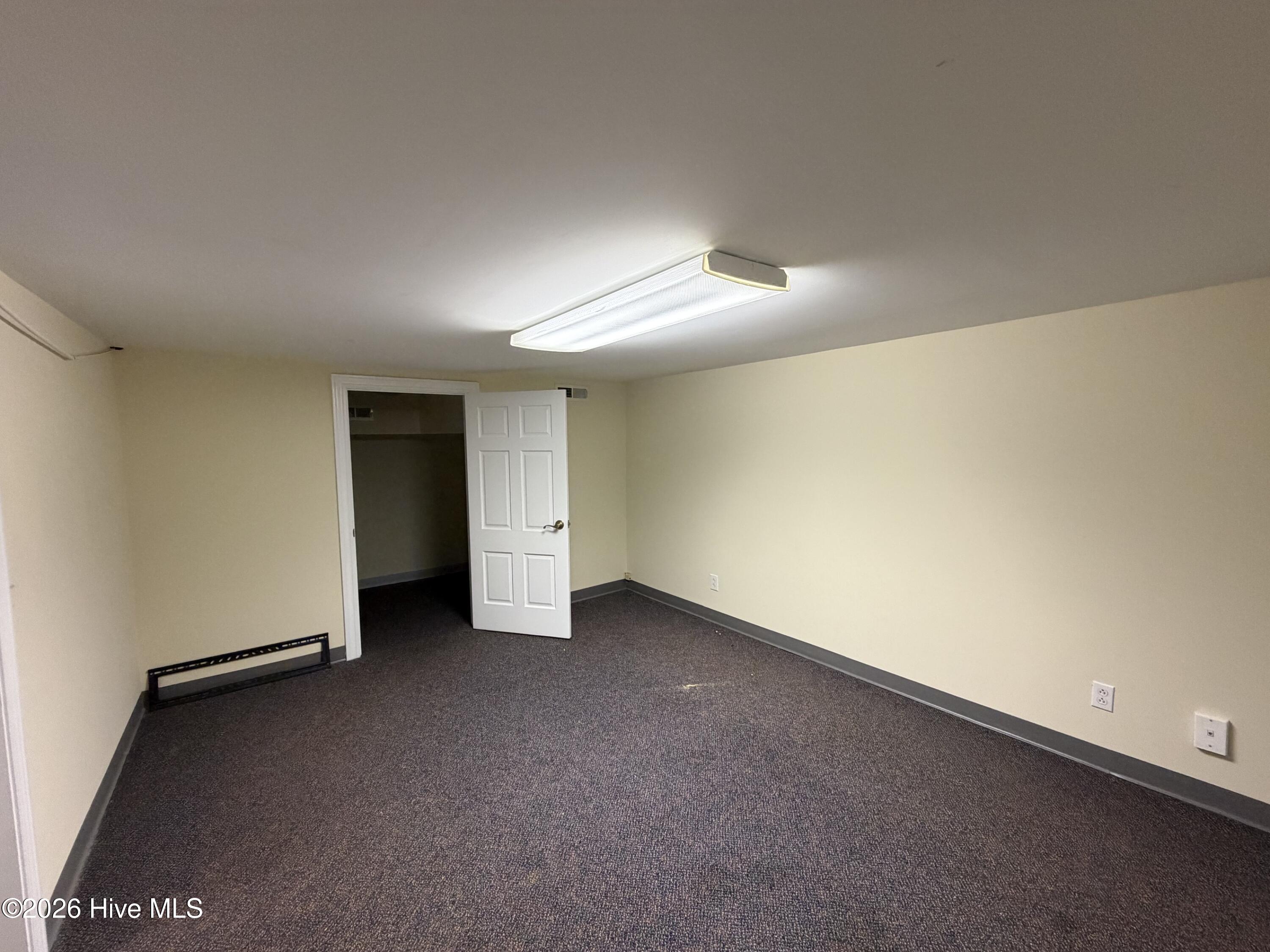 200 S Poindexter Street Property Photo 21