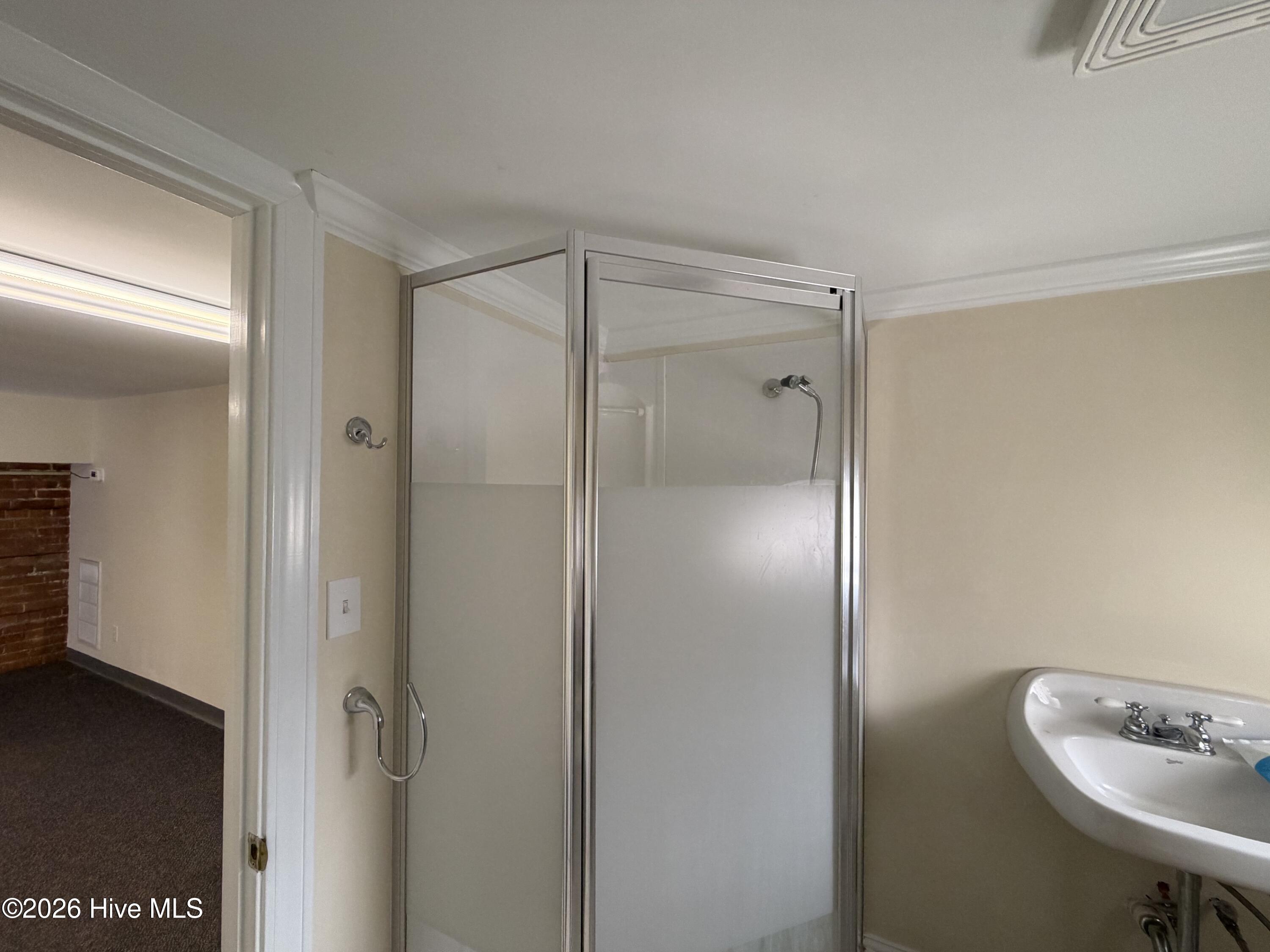 200 S Poindexter Street Property Photo 22