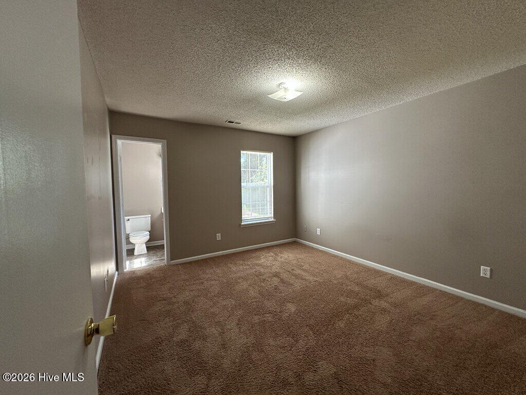 204 Live Oak Court Property Photo 5