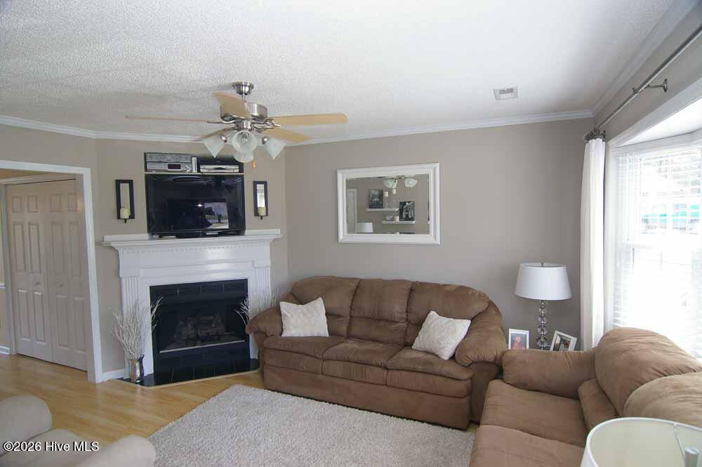 220 Lake Road B Property Photo 2