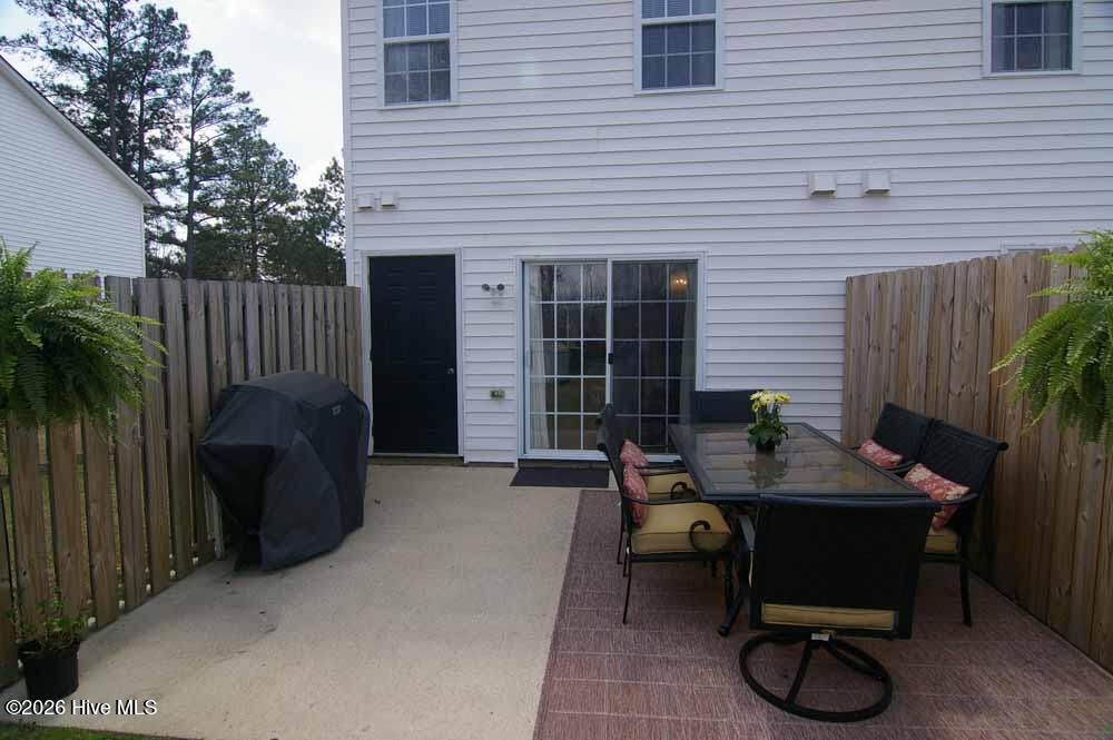 220 Lake Road B Property Photo 12