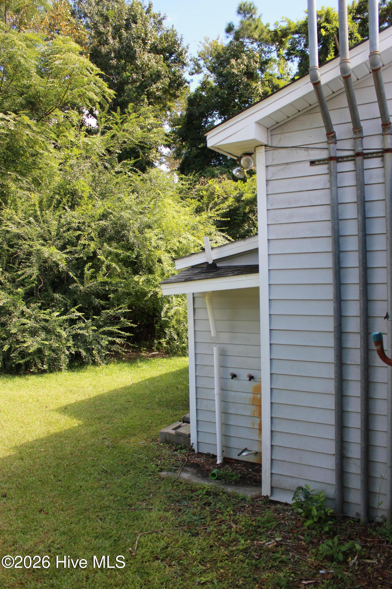 684 Nine Foot Road Property Photo 15