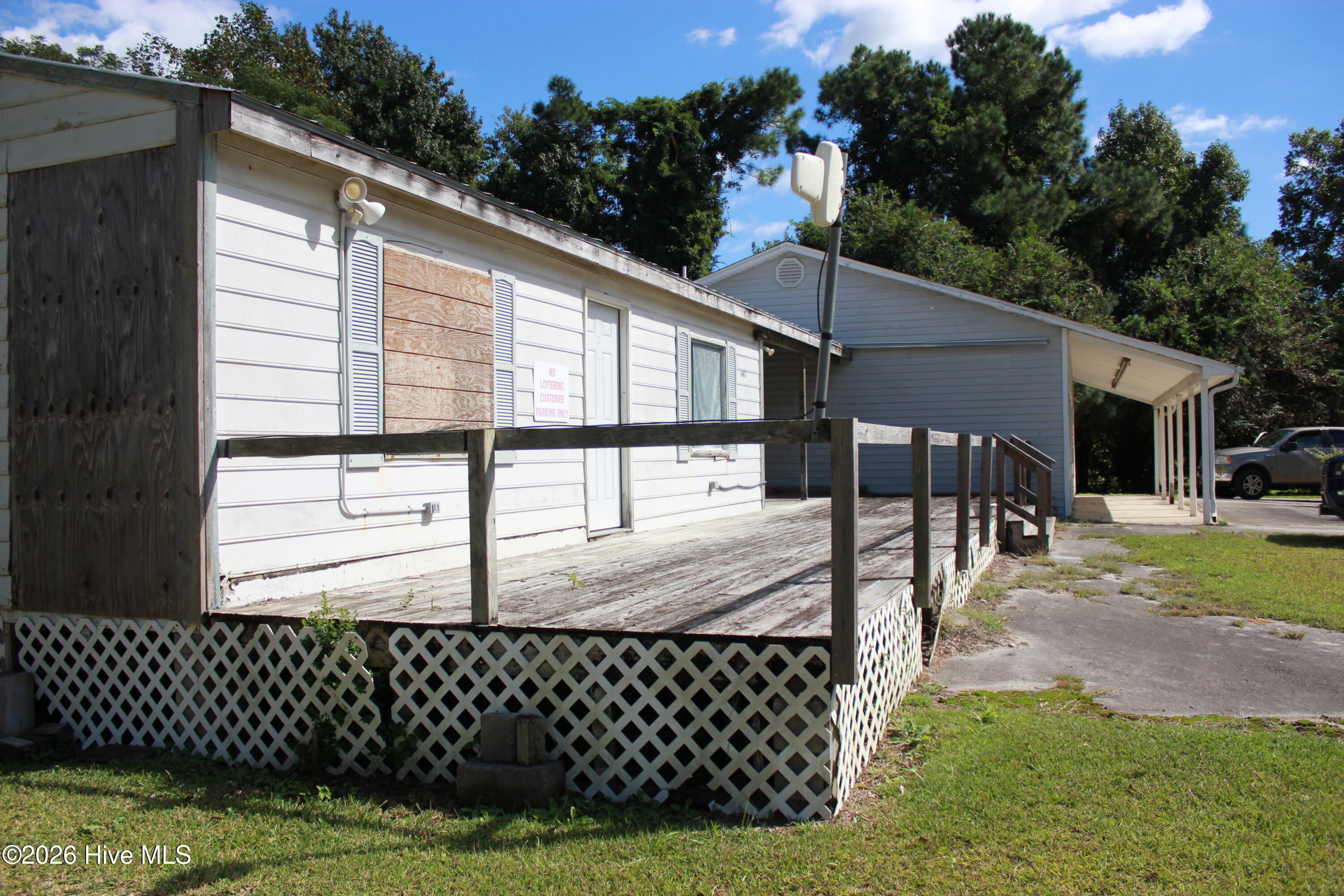 684 Nine Foot Road Property Photo 19